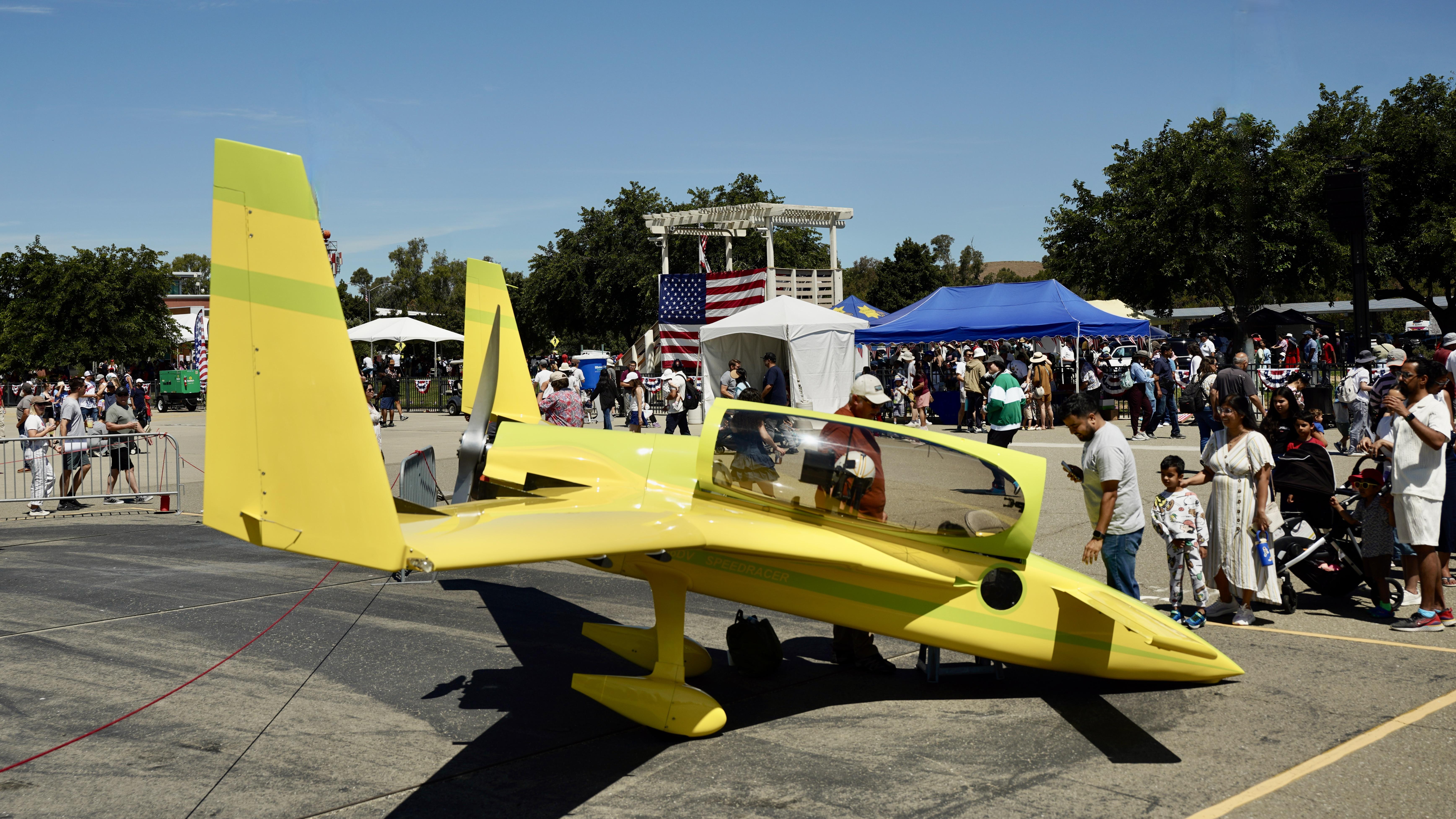 N666DV photo, click to enlarge