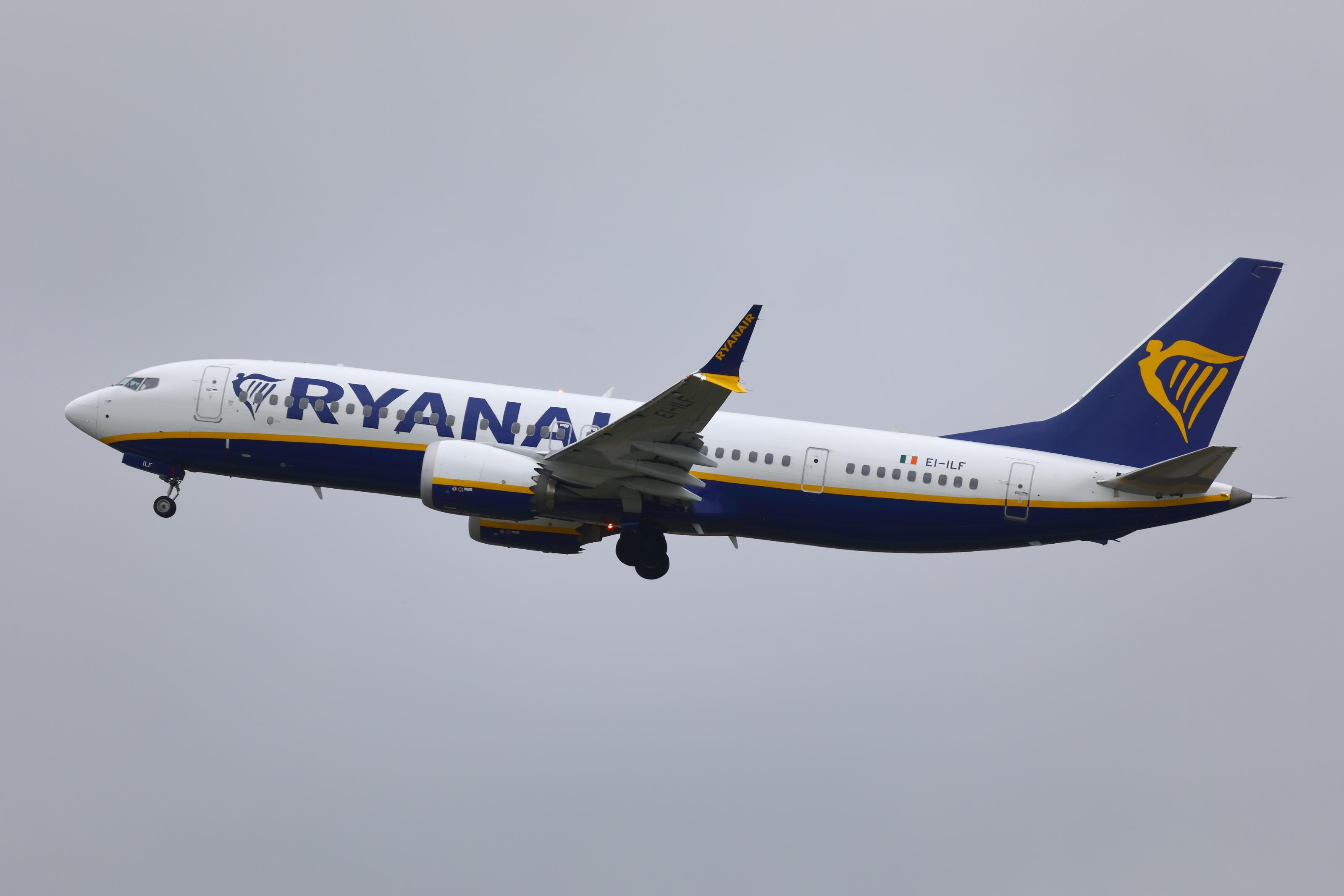 EI-DHX photo, click to enlarge