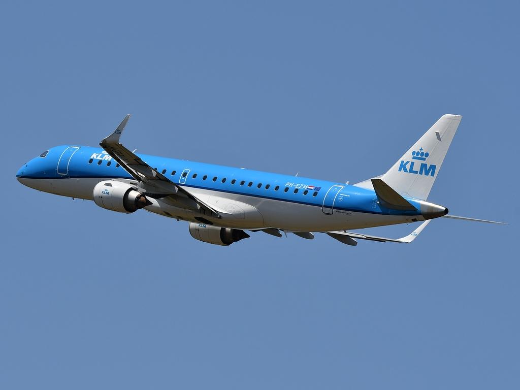 PH-EZM photo, click to enlarge
