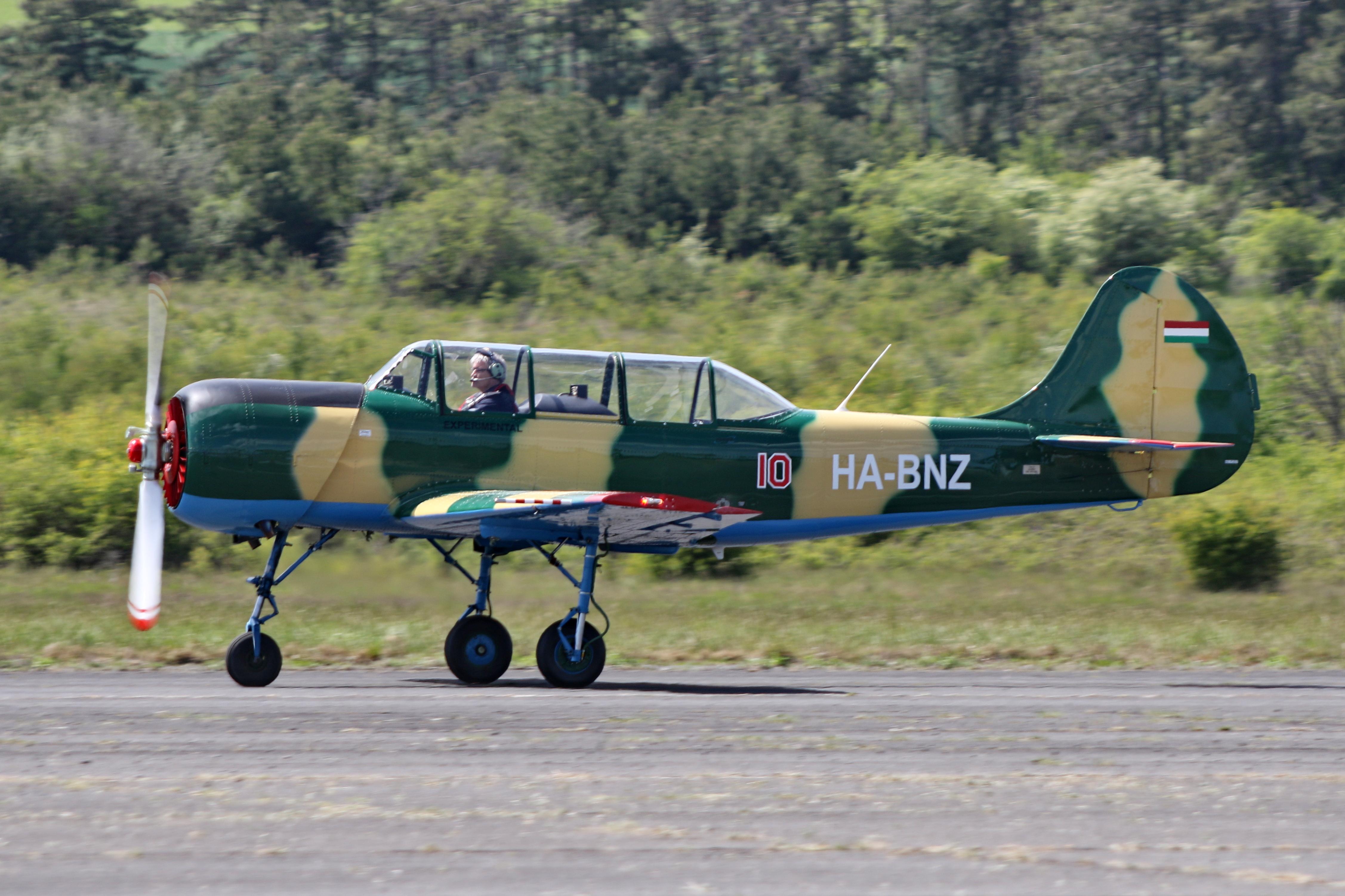 HA-BNZ photo, click to enlarge