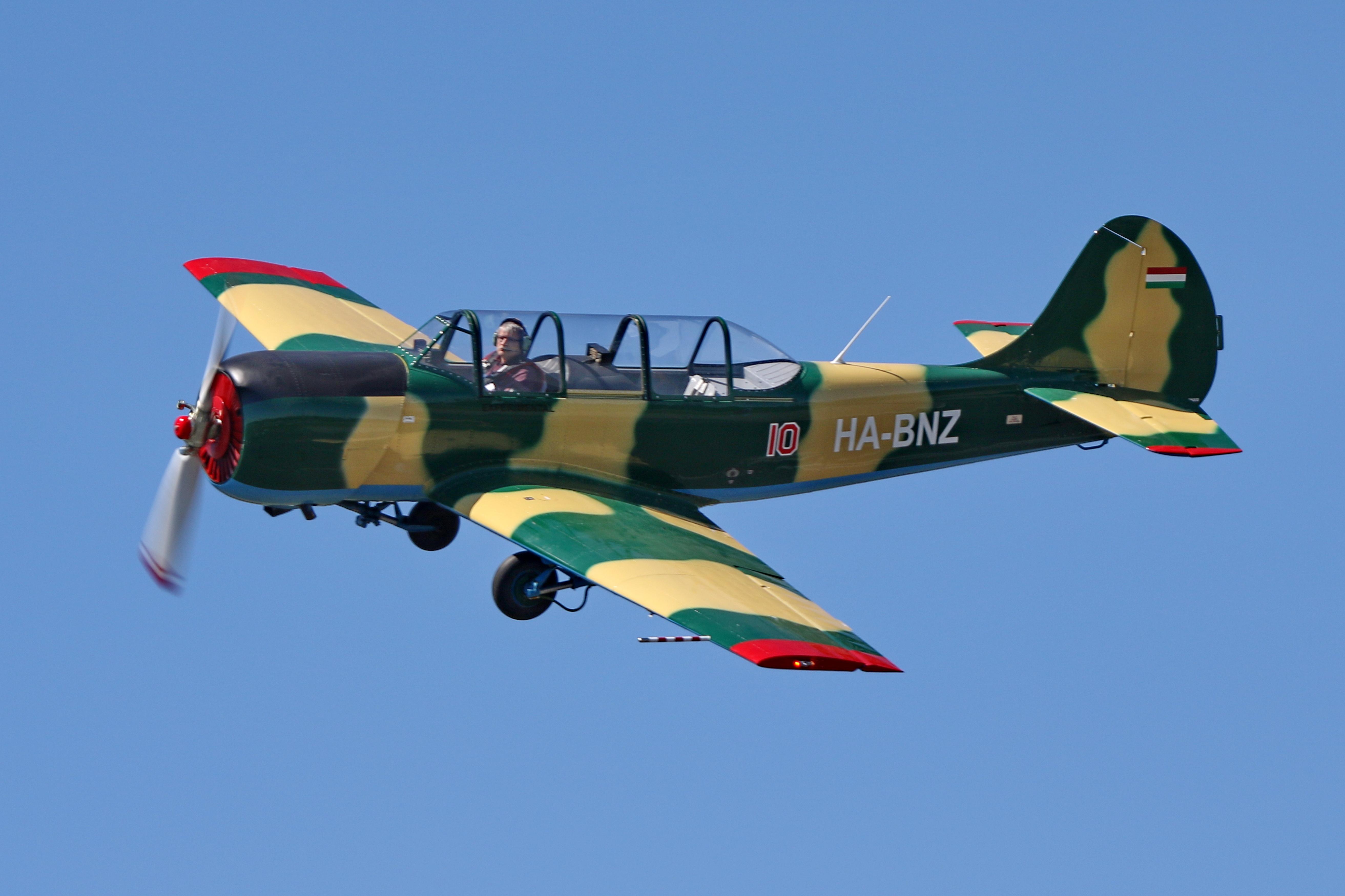 HA-BNZ photo, click to enlarge