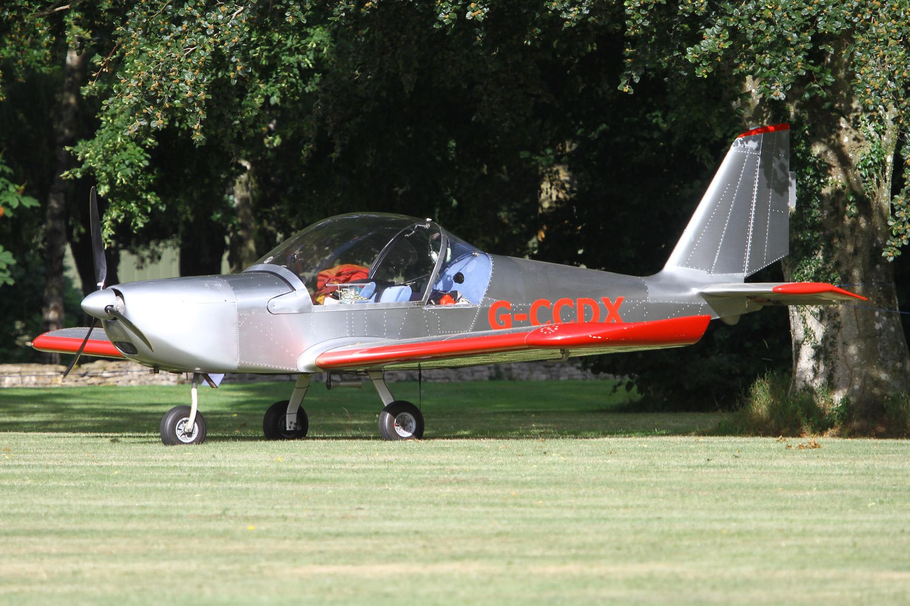 G-CCDX photo, click to enlarge