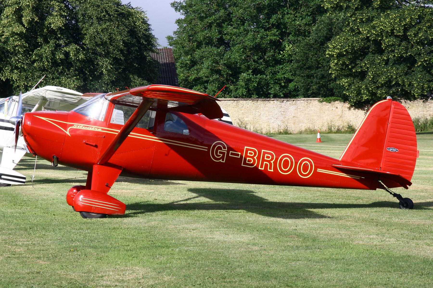 G-BROO photo, click to enlarge