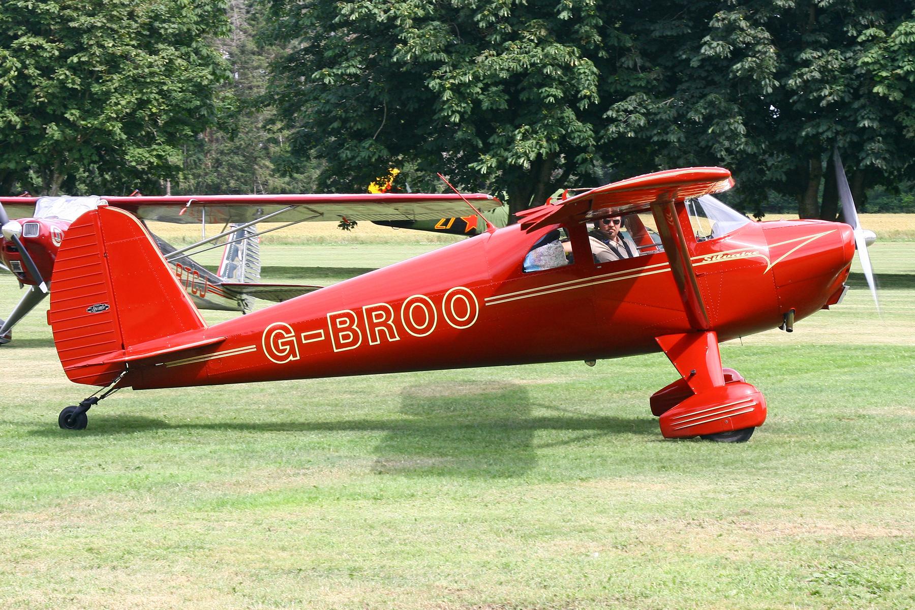 G-BROO photo, click to enlarge
