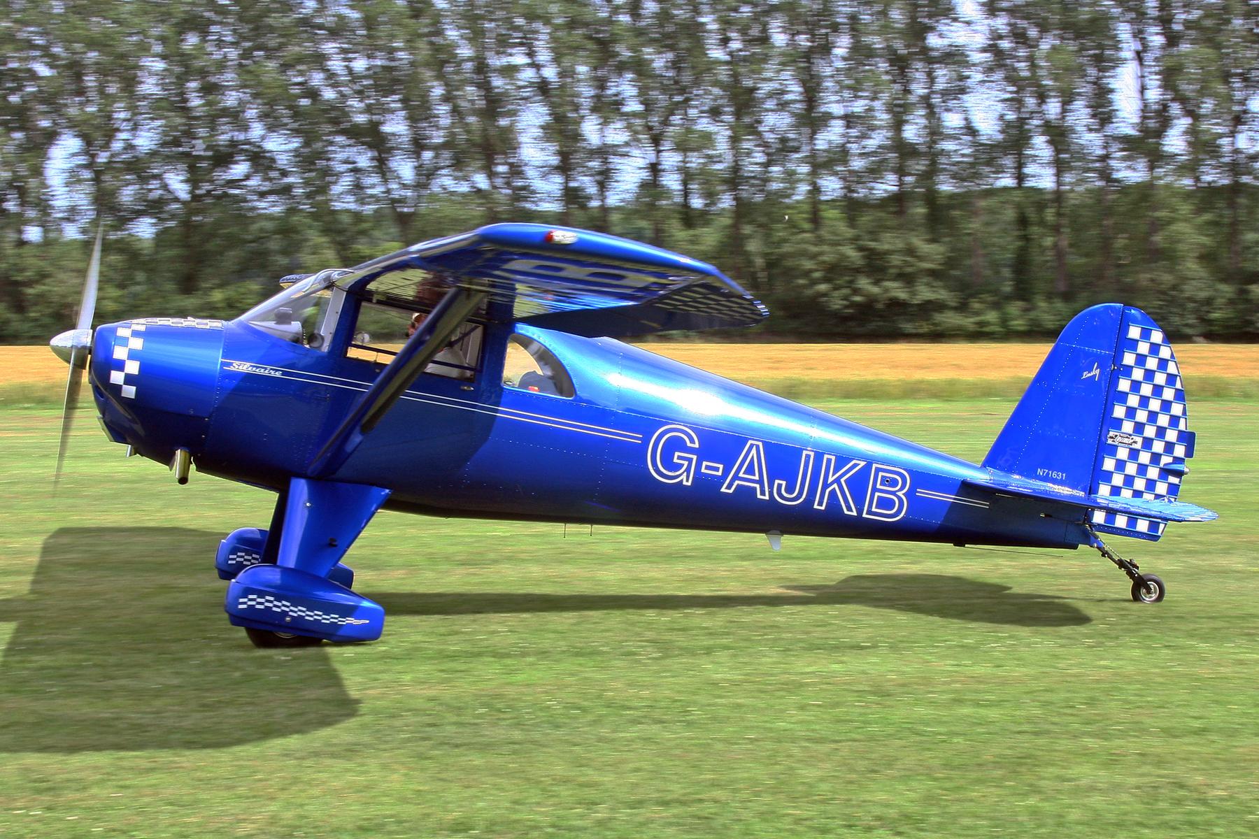 G-AJKB photo, click to enlarge