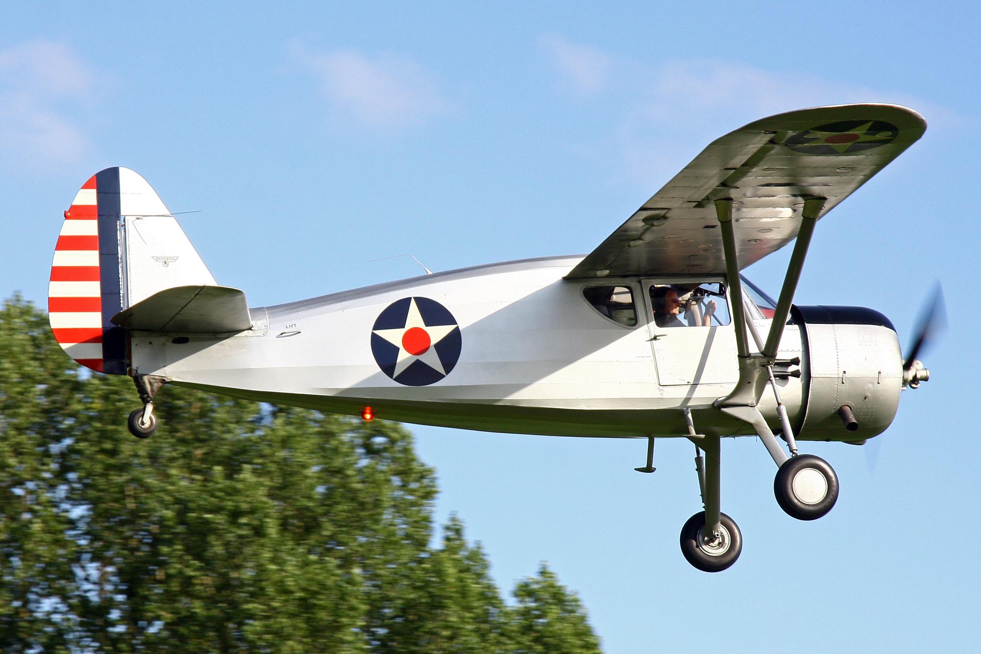 G-CLMZ photo, click to enlarge