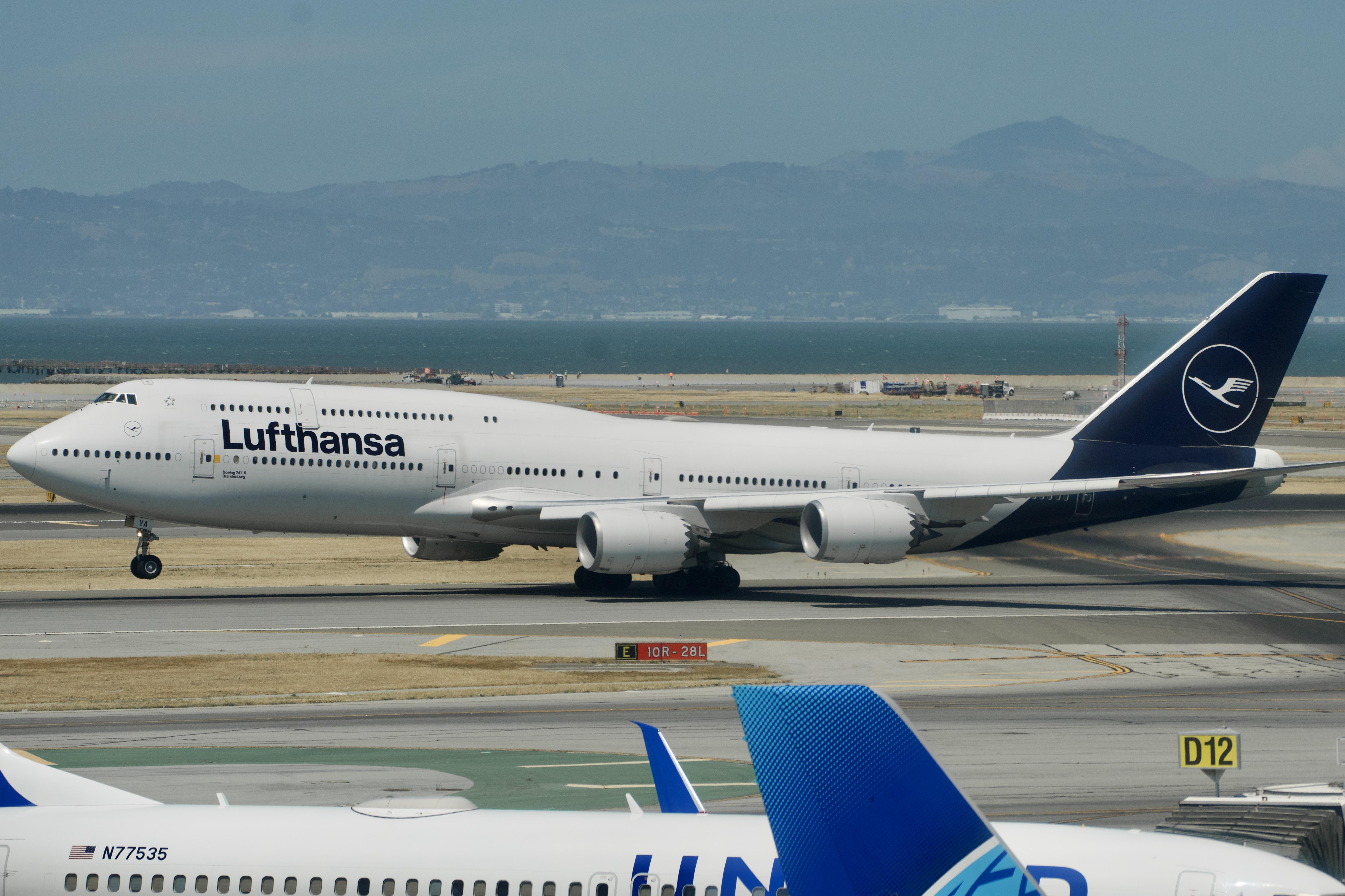 D-ABYA @ KSFO - Sky Terrace SFO 2026 - by ClaytonEddy