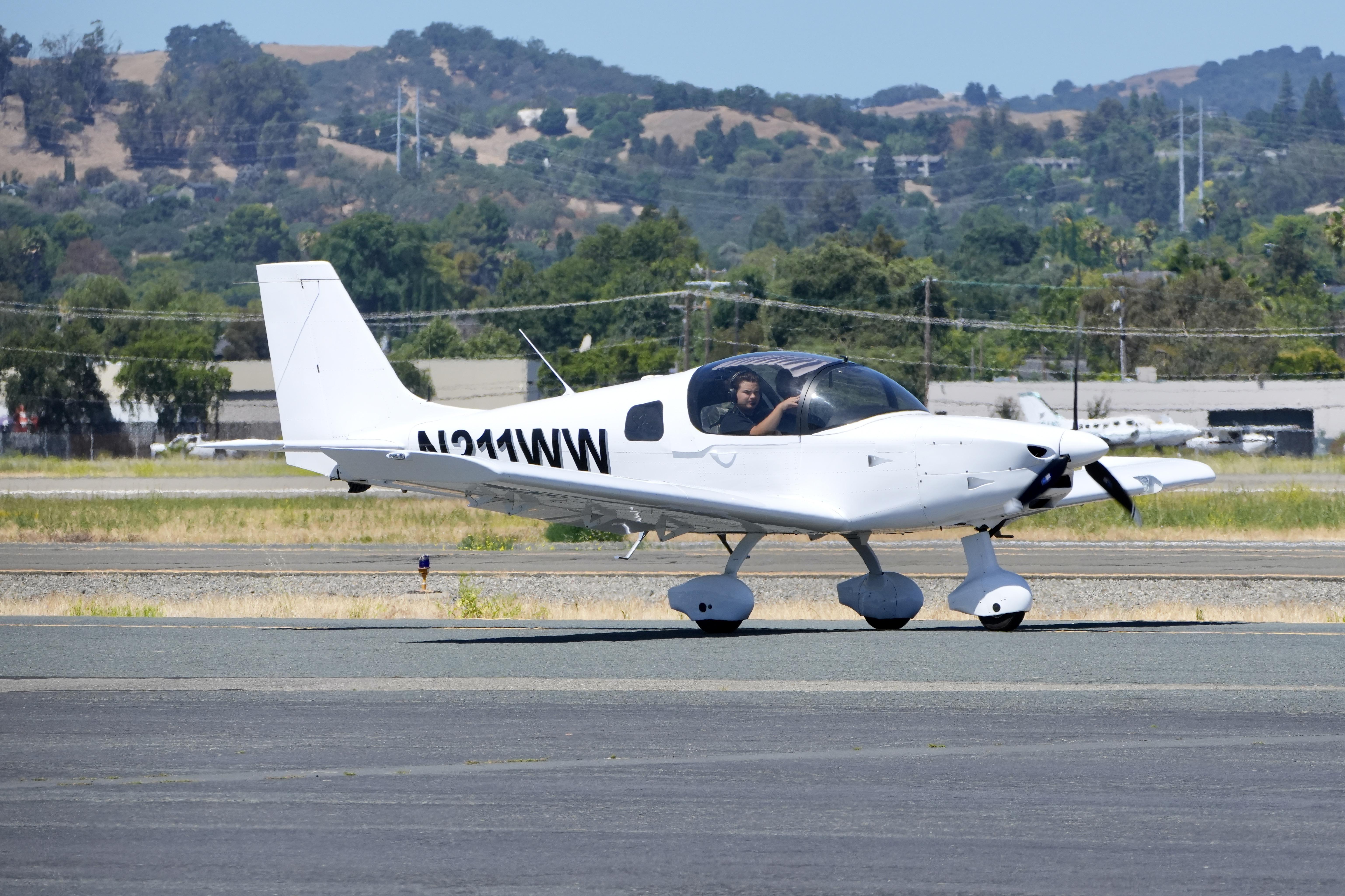 N211WW @ KCCR - Buchanan Field Concord airport in California 2026 - by ClaytonEddy