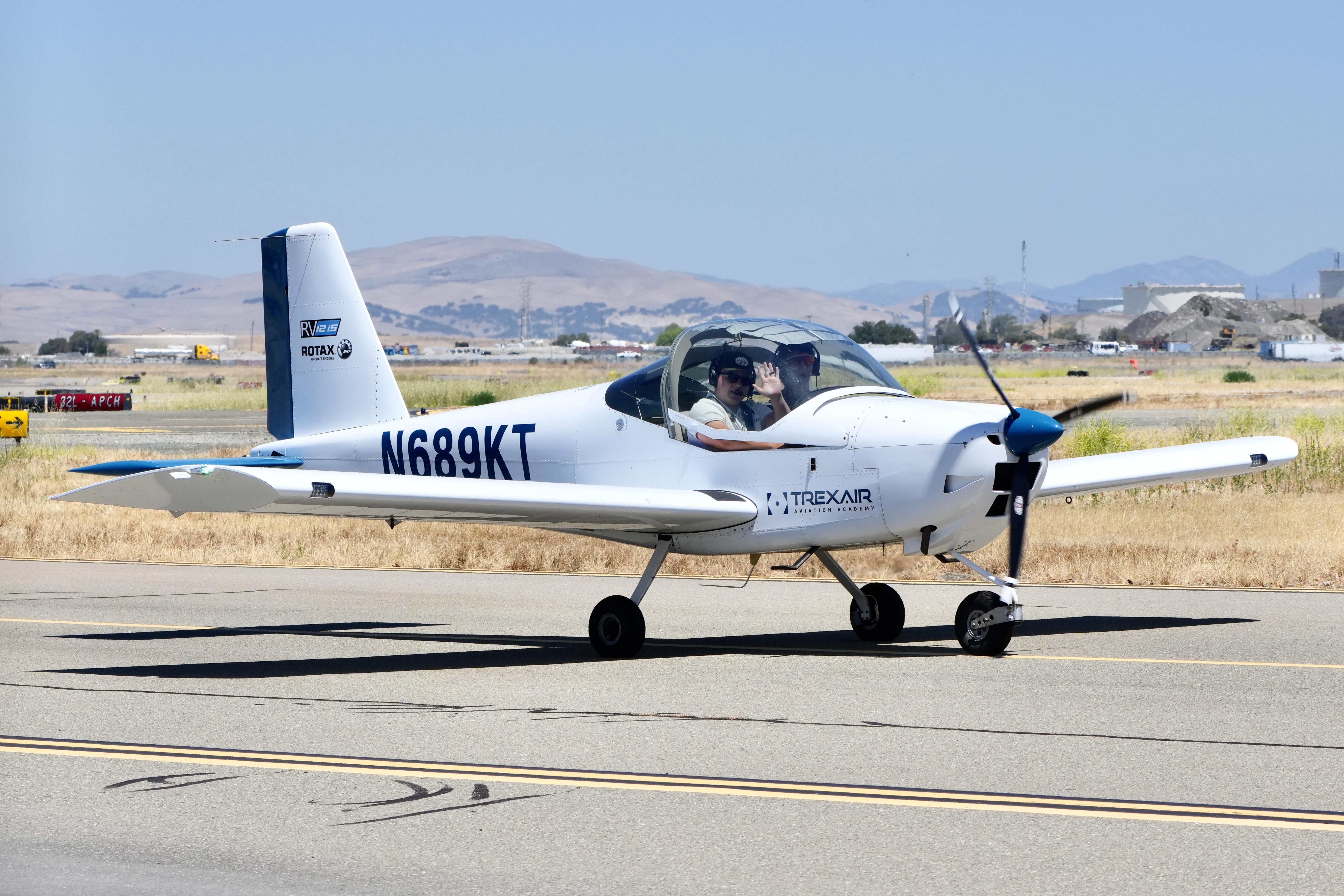 N689KT @ KCCR - Buchanan Field Concord airport in California 2026 - by ClaytonEddy