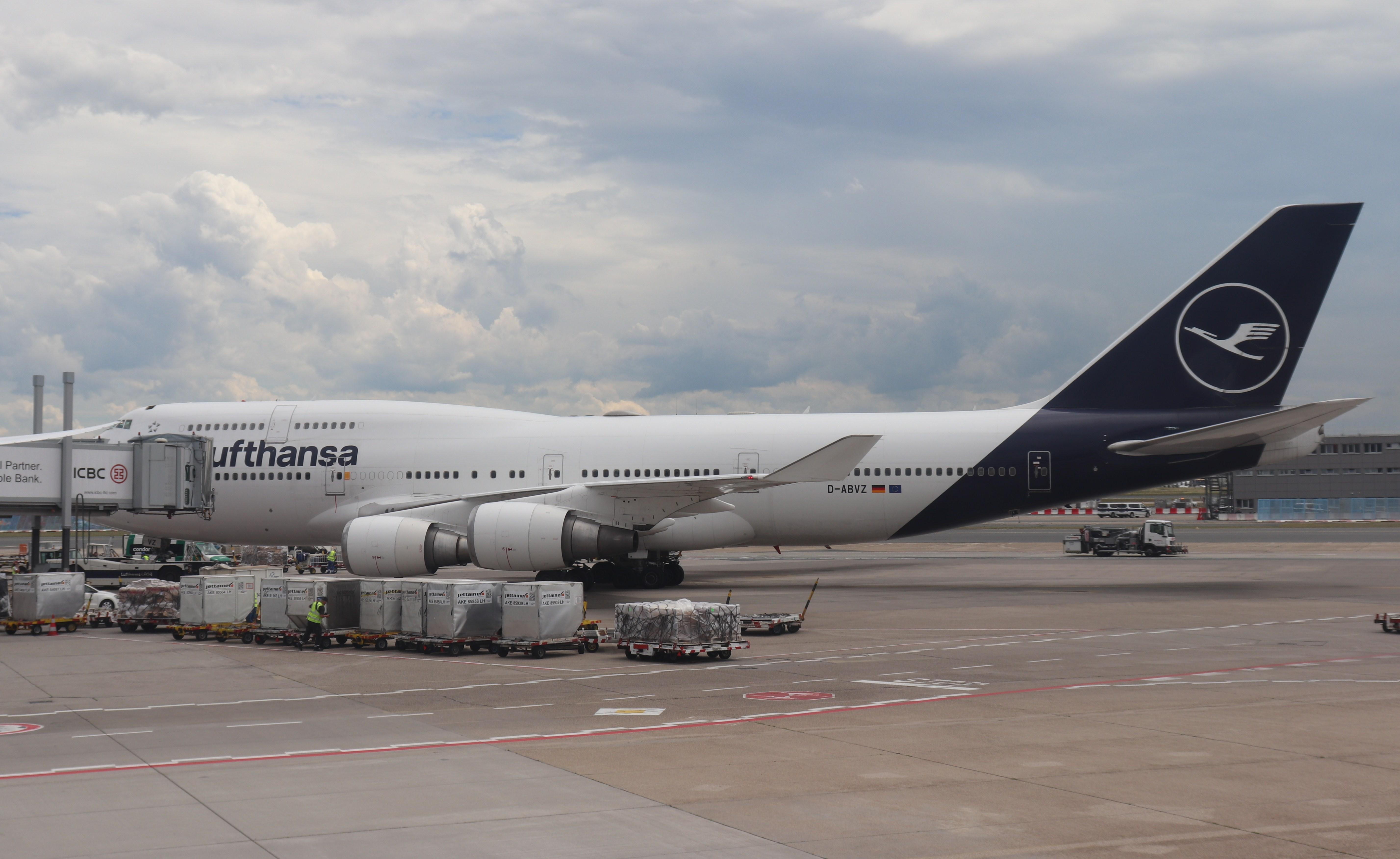 D-ABVZ photo, click to enlarge