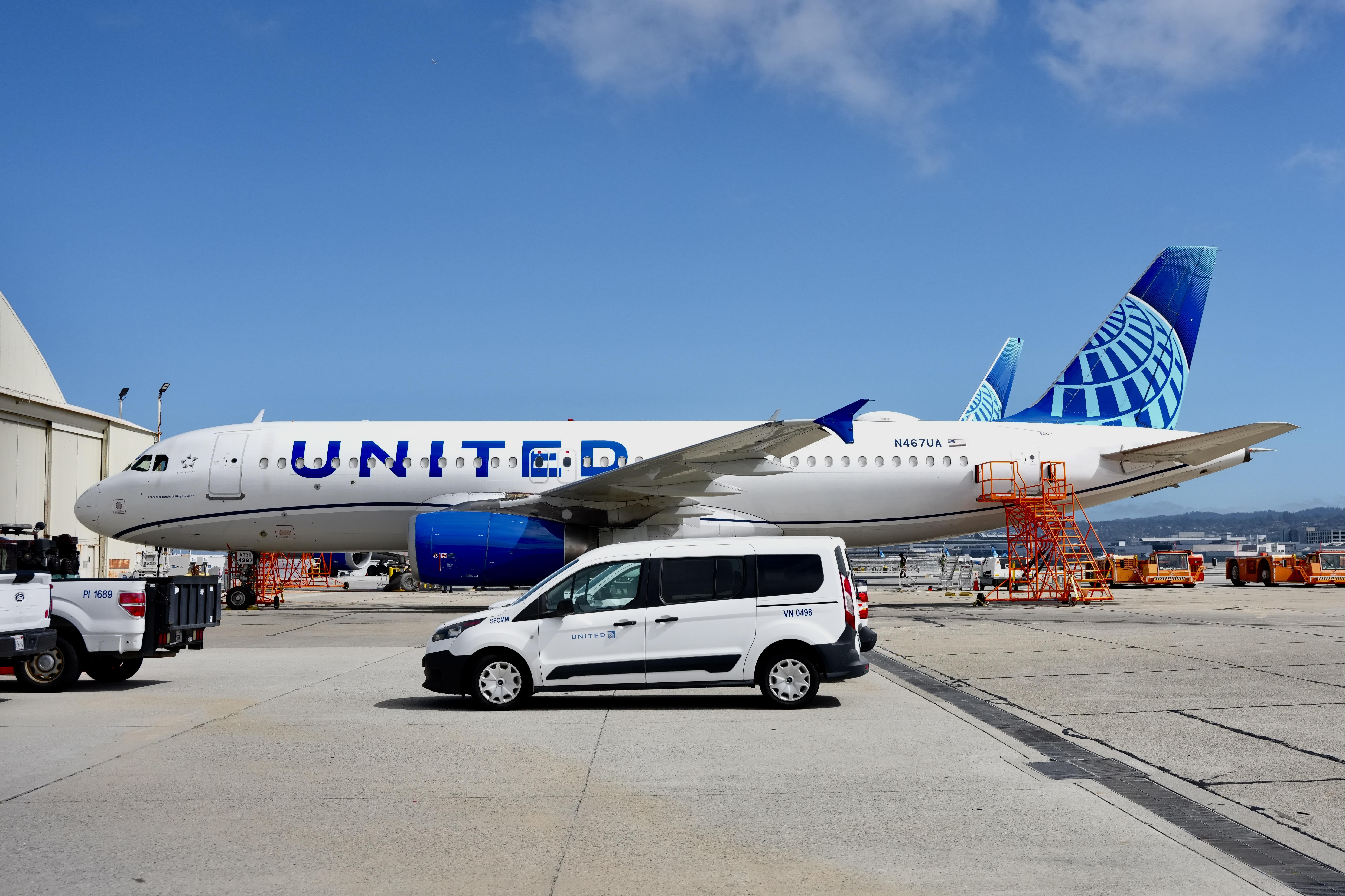 N467UA @ KSFO - SFO 2026 - by ClaytonEddy