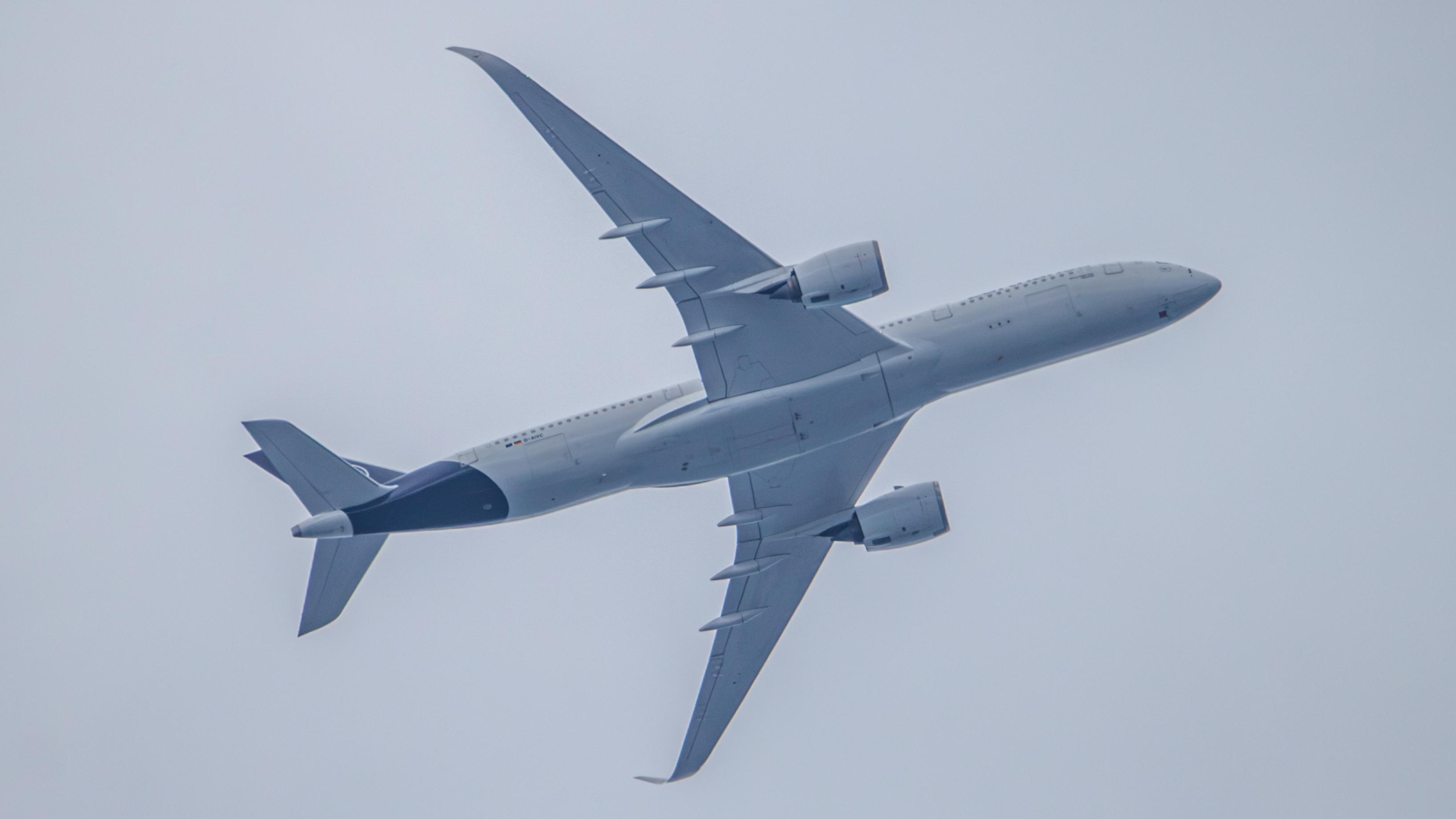 D-AIVC @ KCLT - Lufthansa A359 - by AviationLover50