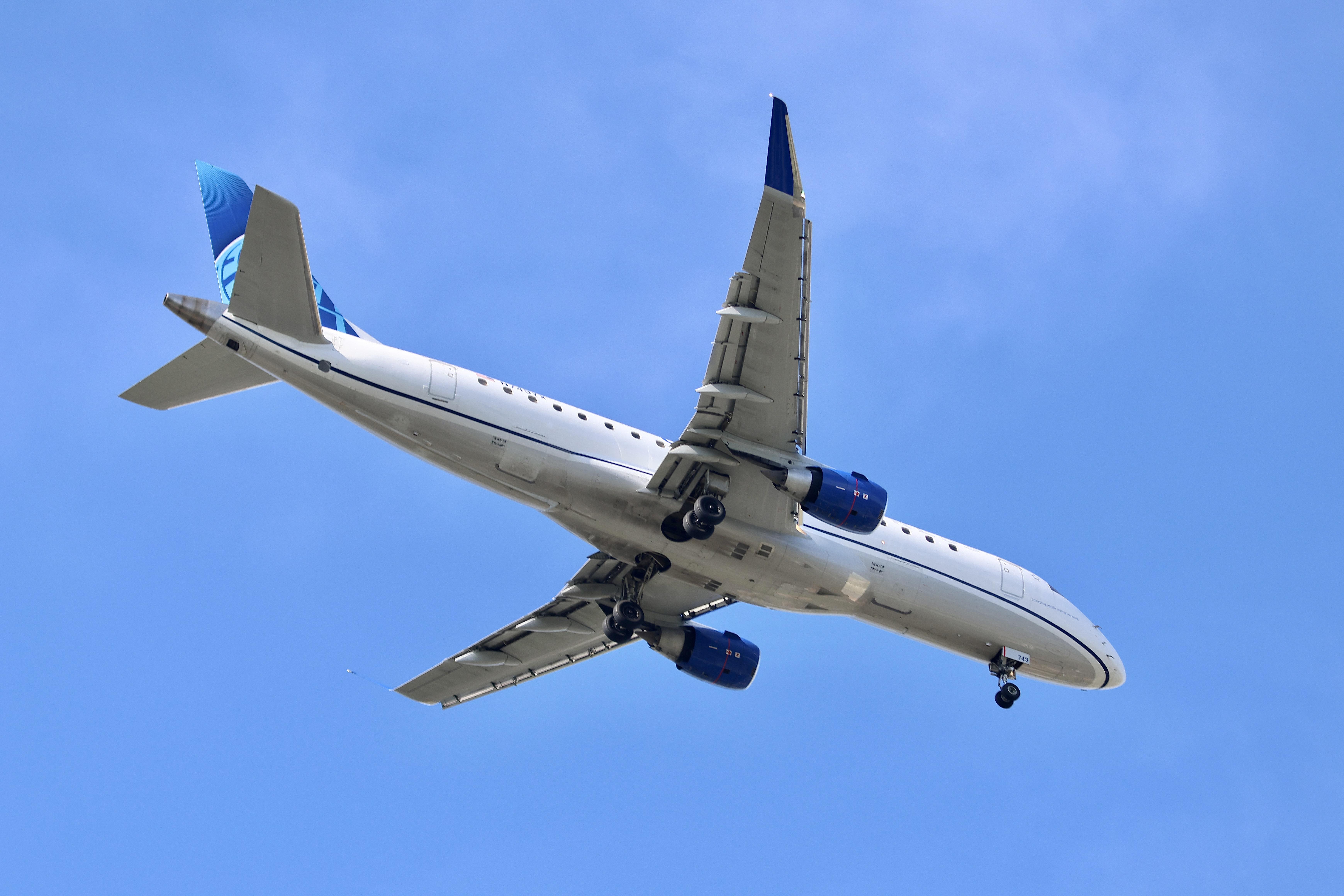 N743YX photo, click to enlarge