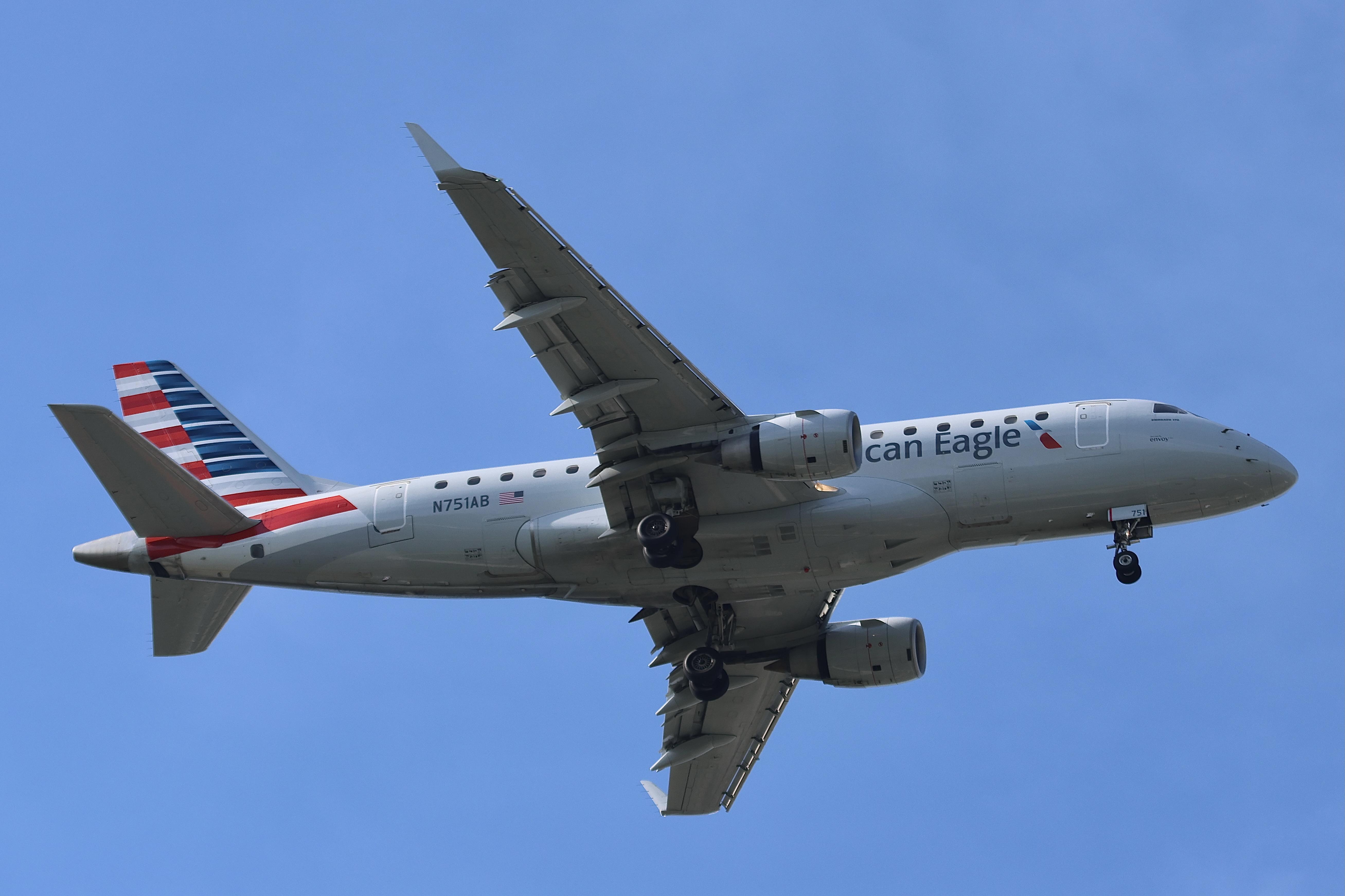 N751AB photo, click to enlarge
