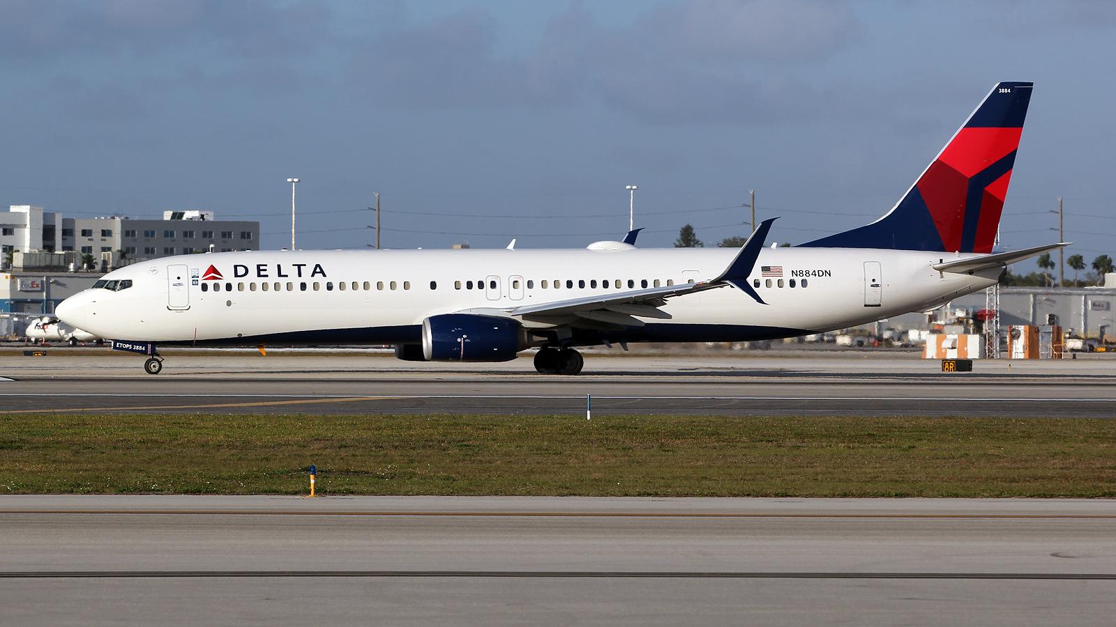 N884DN photo, click to enlarge