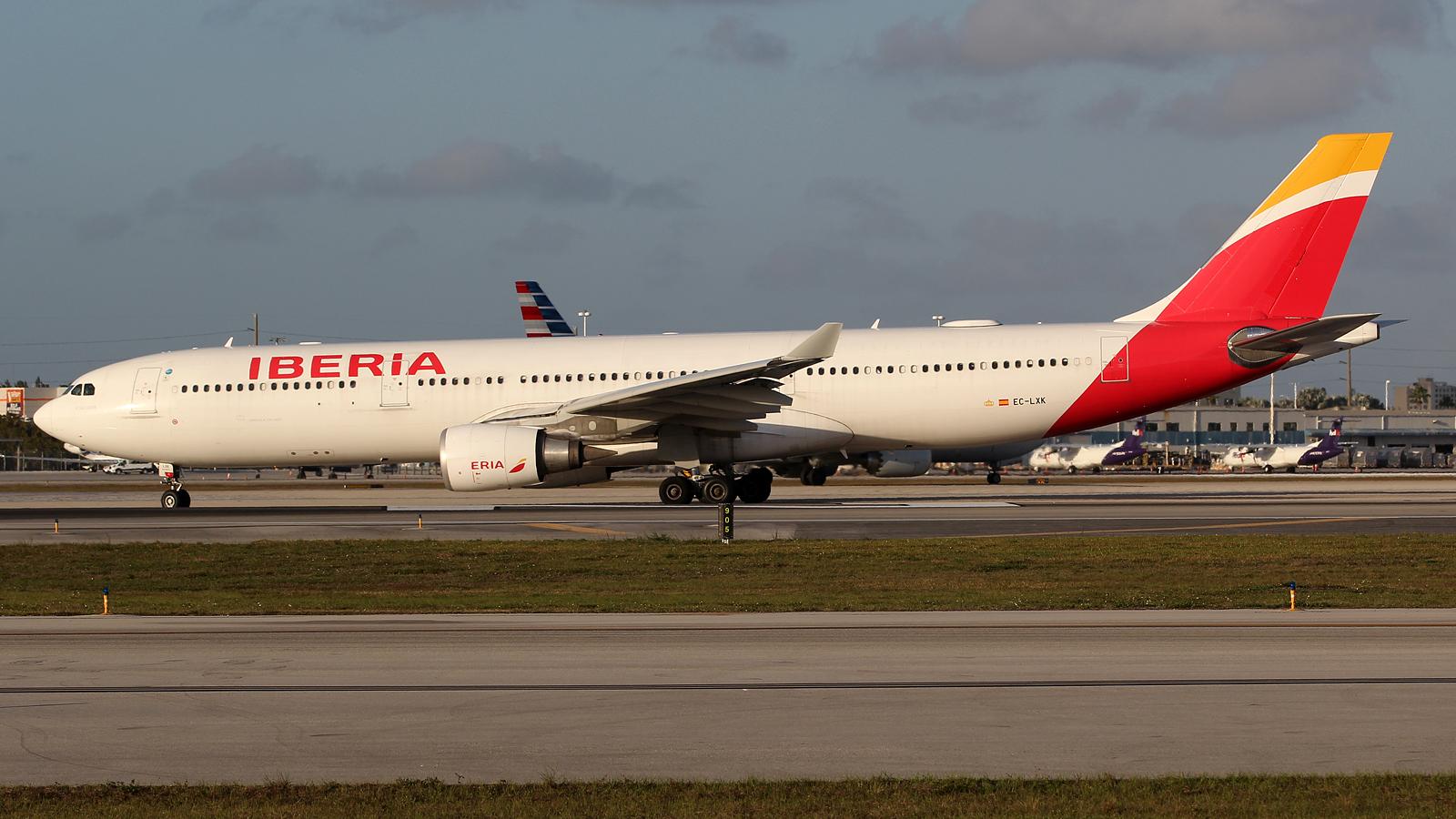 EC-LXK photo, click to enlarge