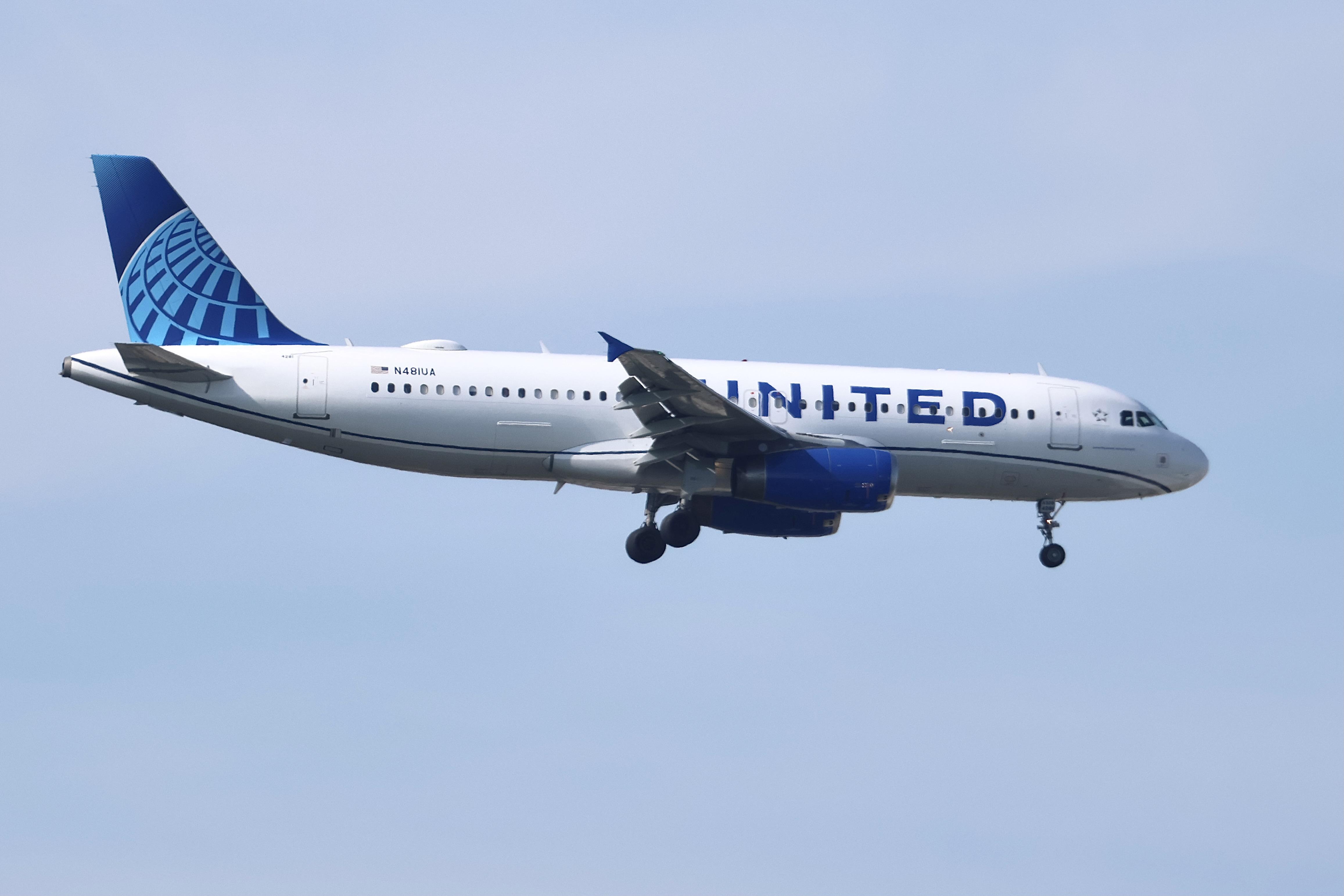 N481UA photo, click to enlarge