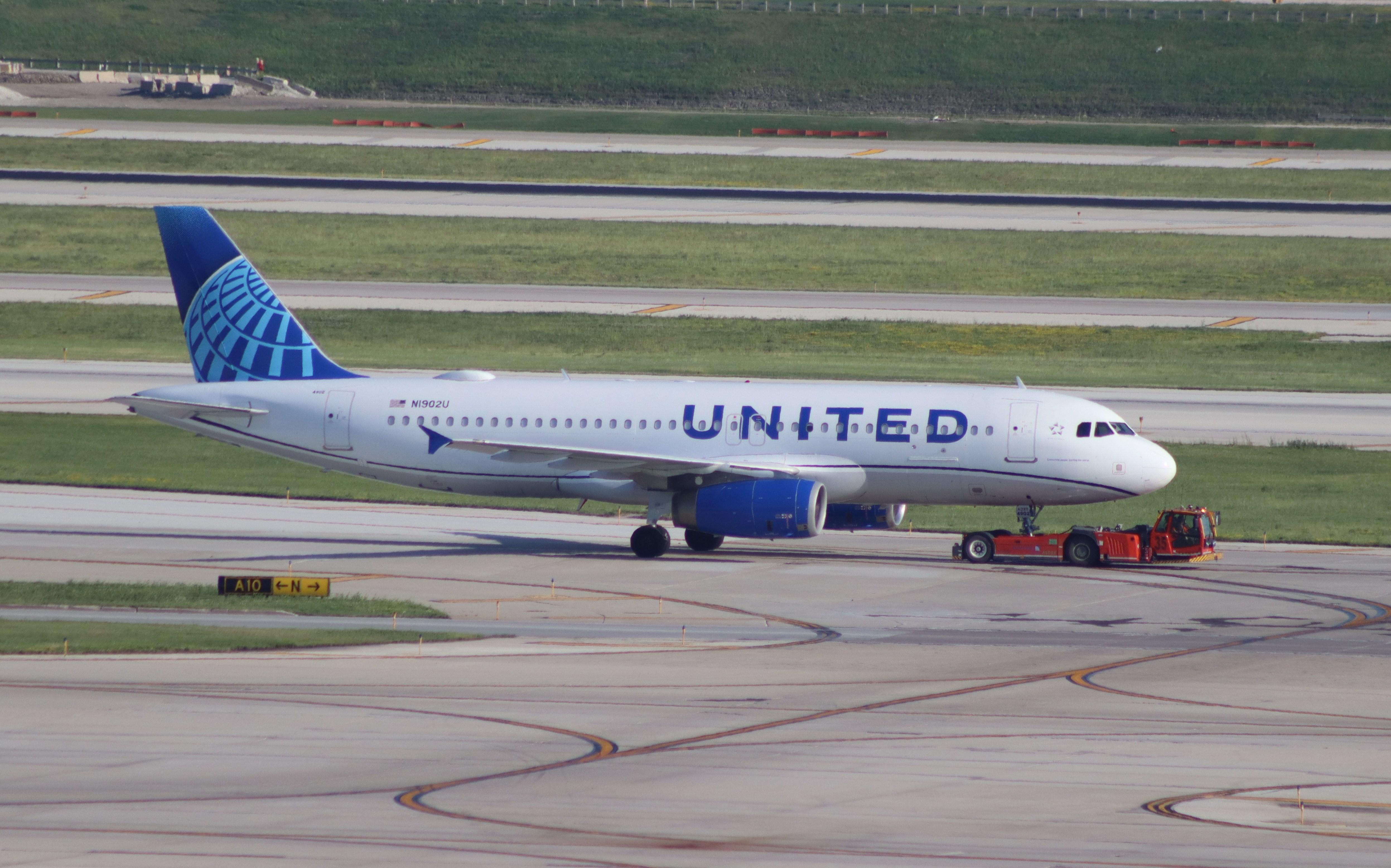 N1902U photo, click to enlarge