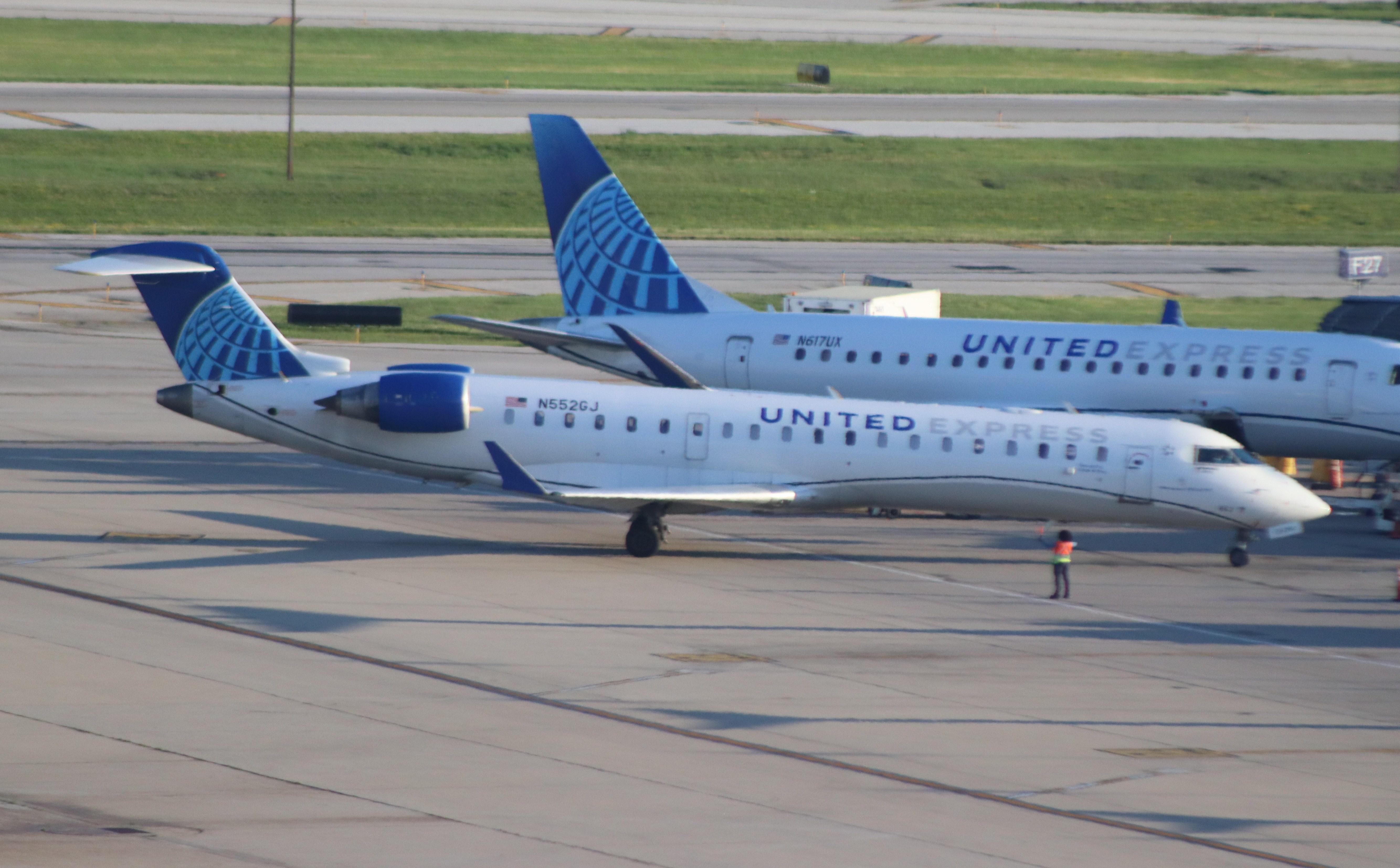 N552GJ @ KORD - cl-600-2c10 - by MarkPasqualino