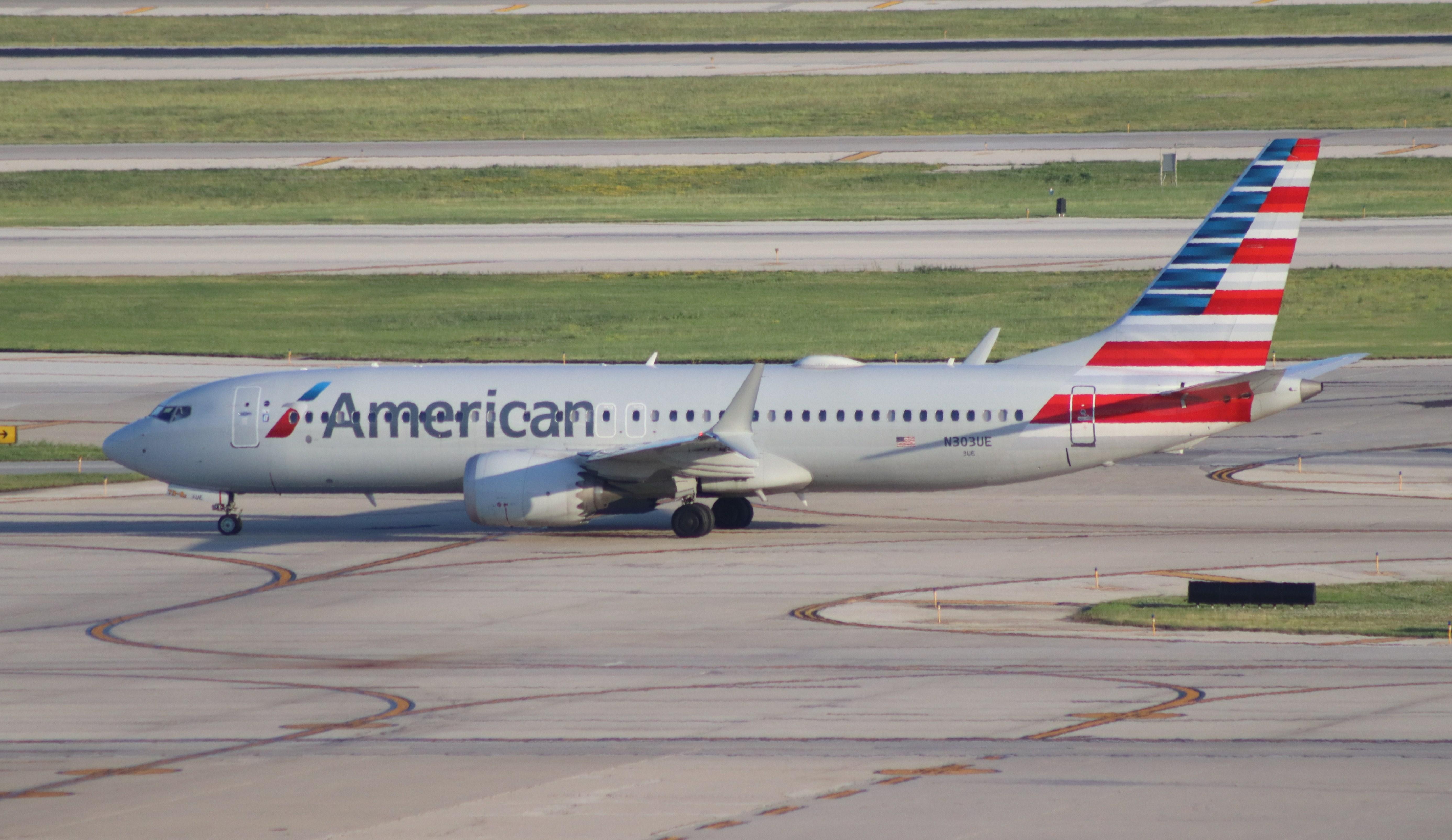 N303UE @ KORD - Boeing 737-8 MAX - by MarkPasqualino