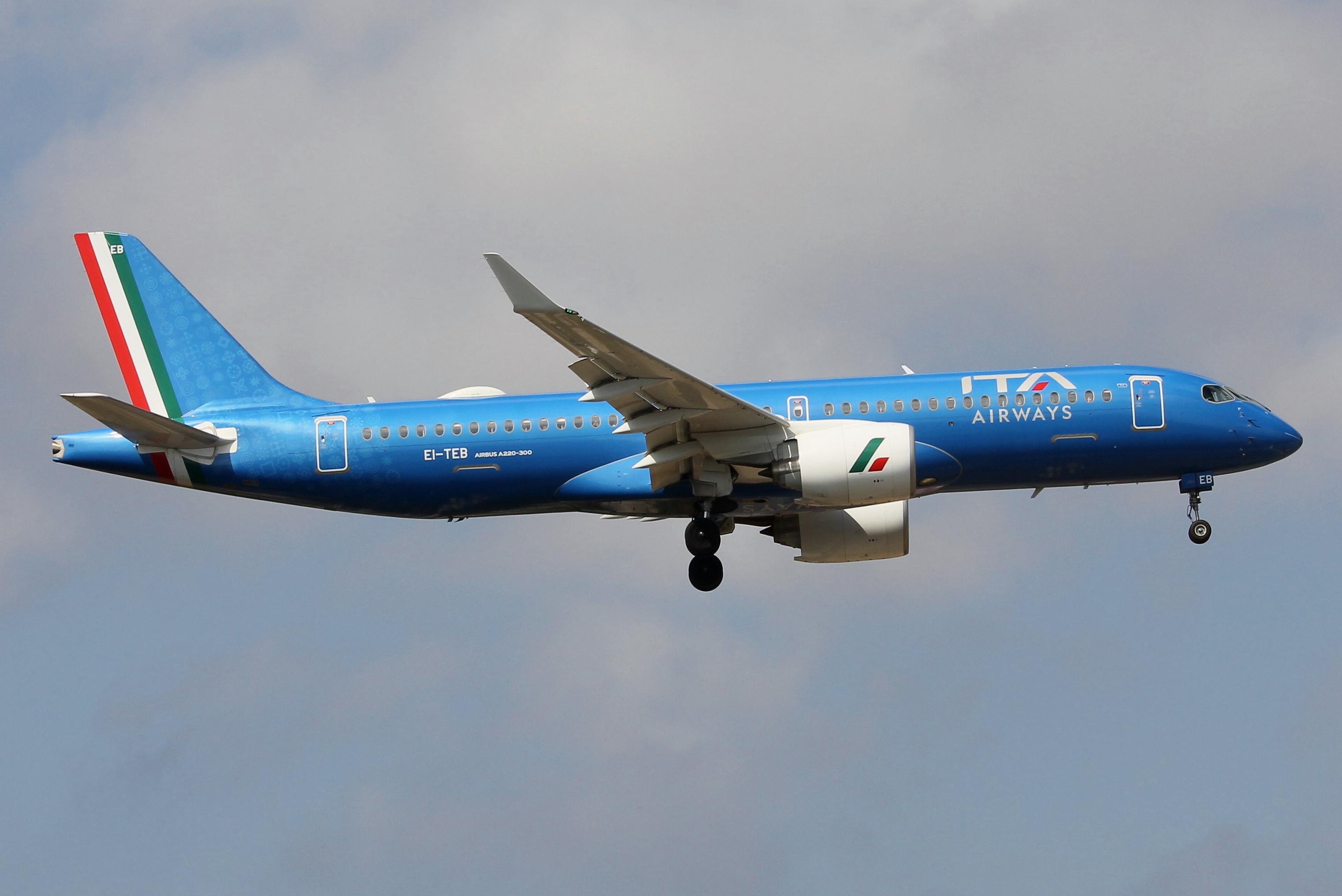 EI-TEB photo, click to enlarge