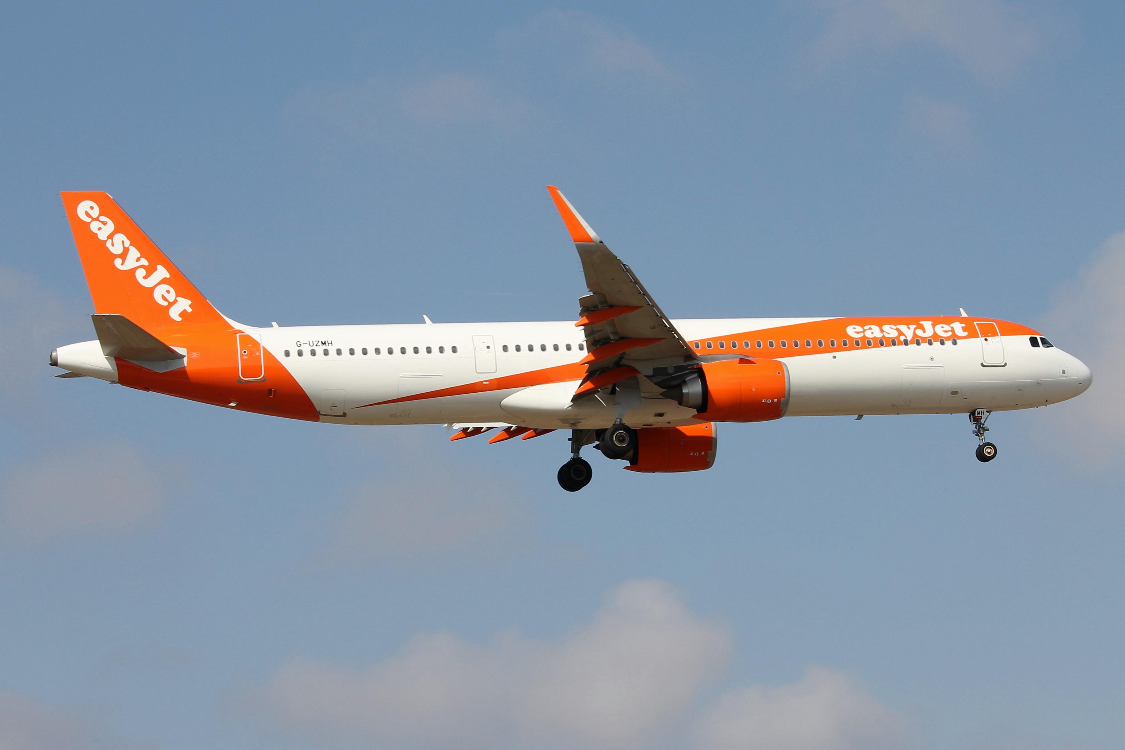 G-UZMH photo, click to enlarge