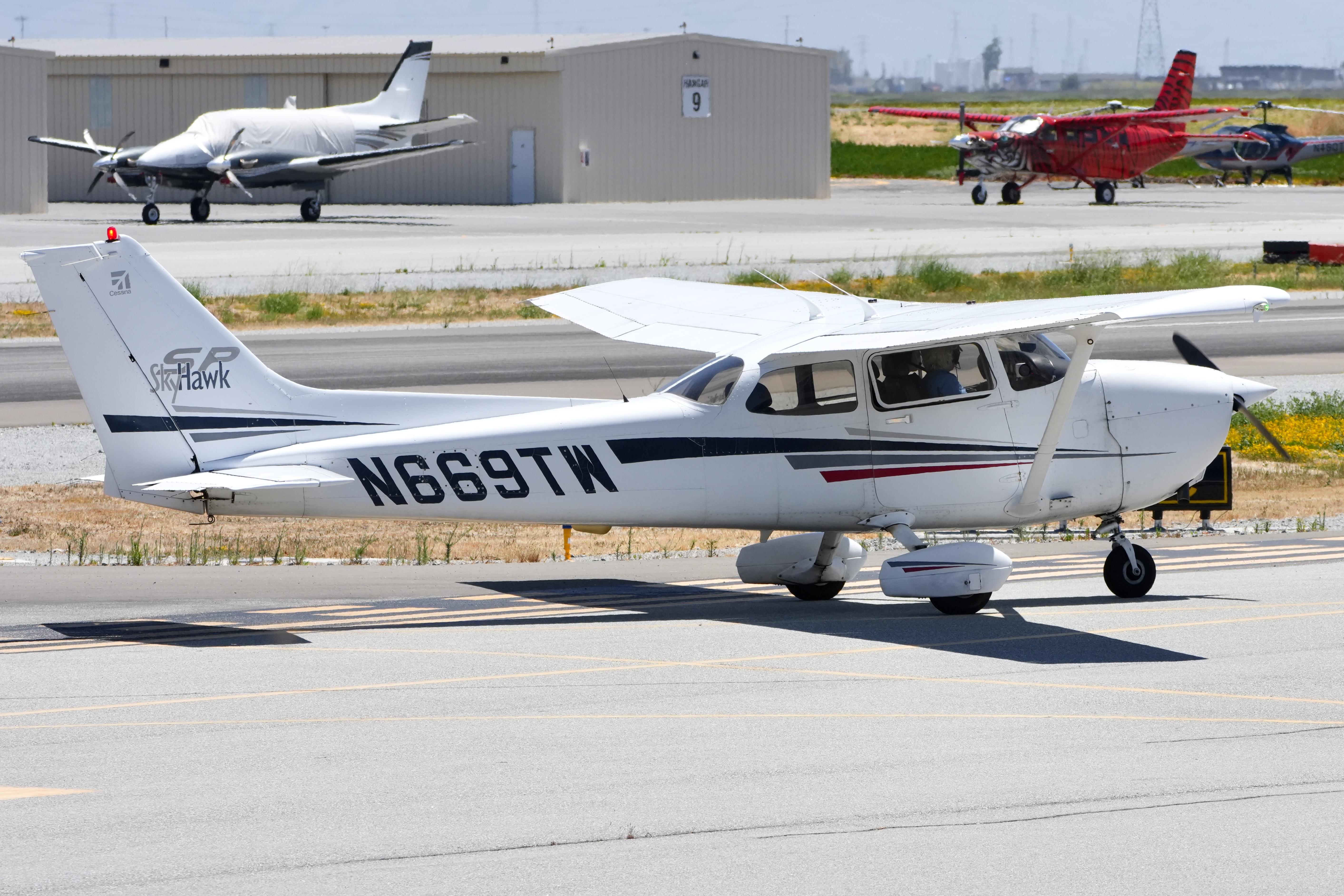 N669TW @ KSQL - San Carlos airport in California 2026 - by ClaytonEddy