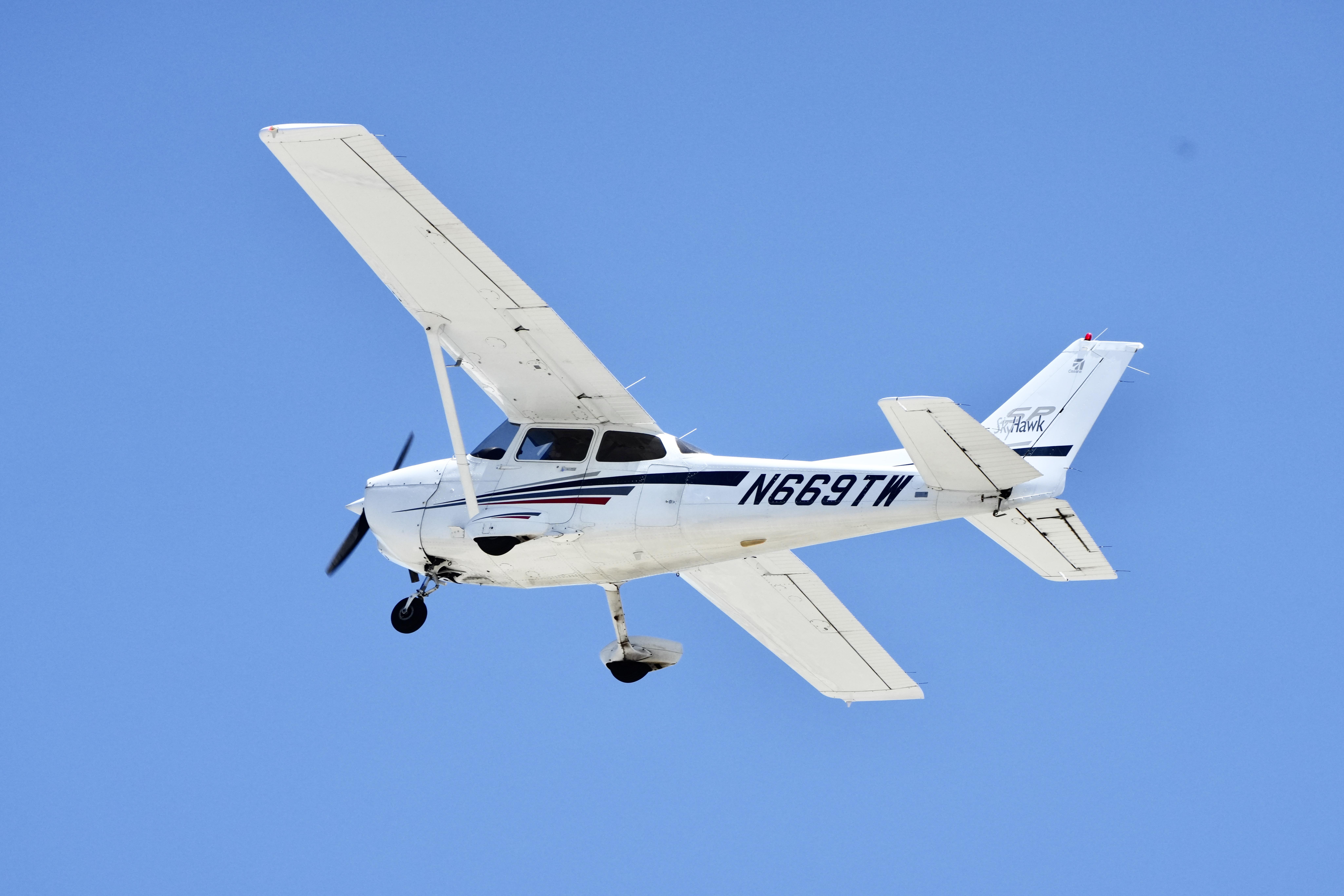 N669TW @ KSQL - San Carlos airport in California 2026 - by ClaytonEddy