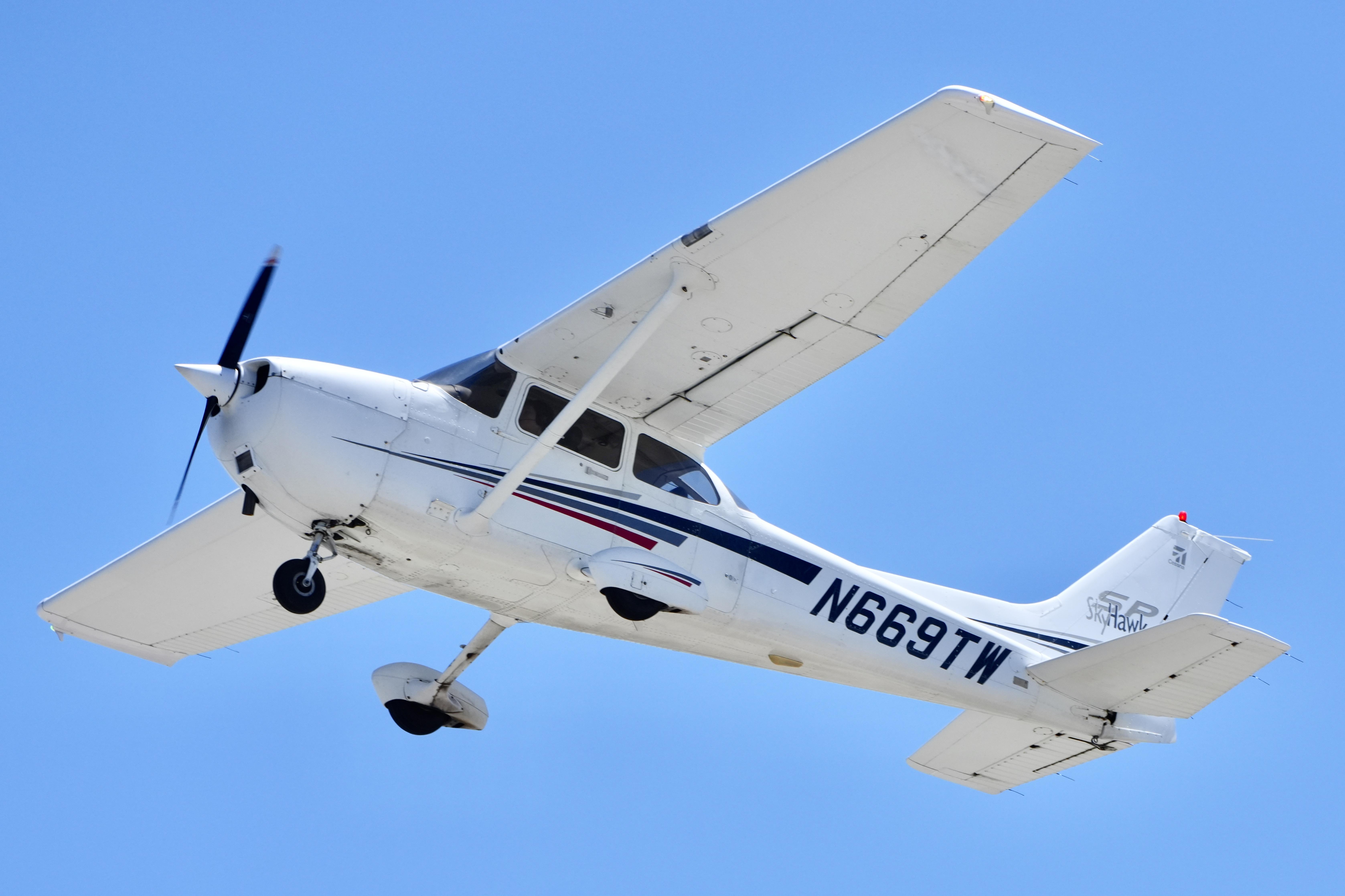N669TW @ KSQL - San Carlos airport in California 2026 - by ClaytonEddy