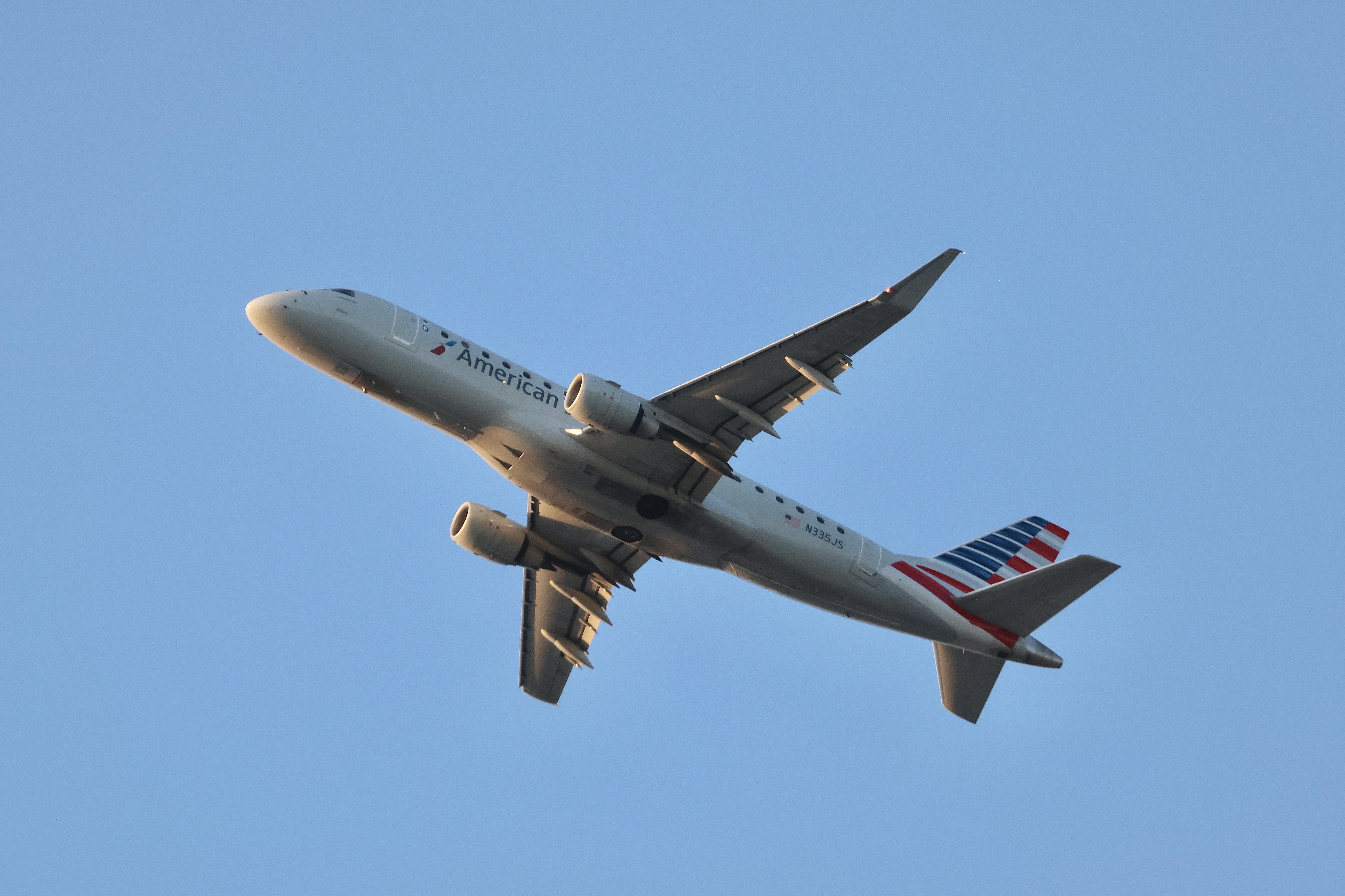 N335JS photo, click to enlarge