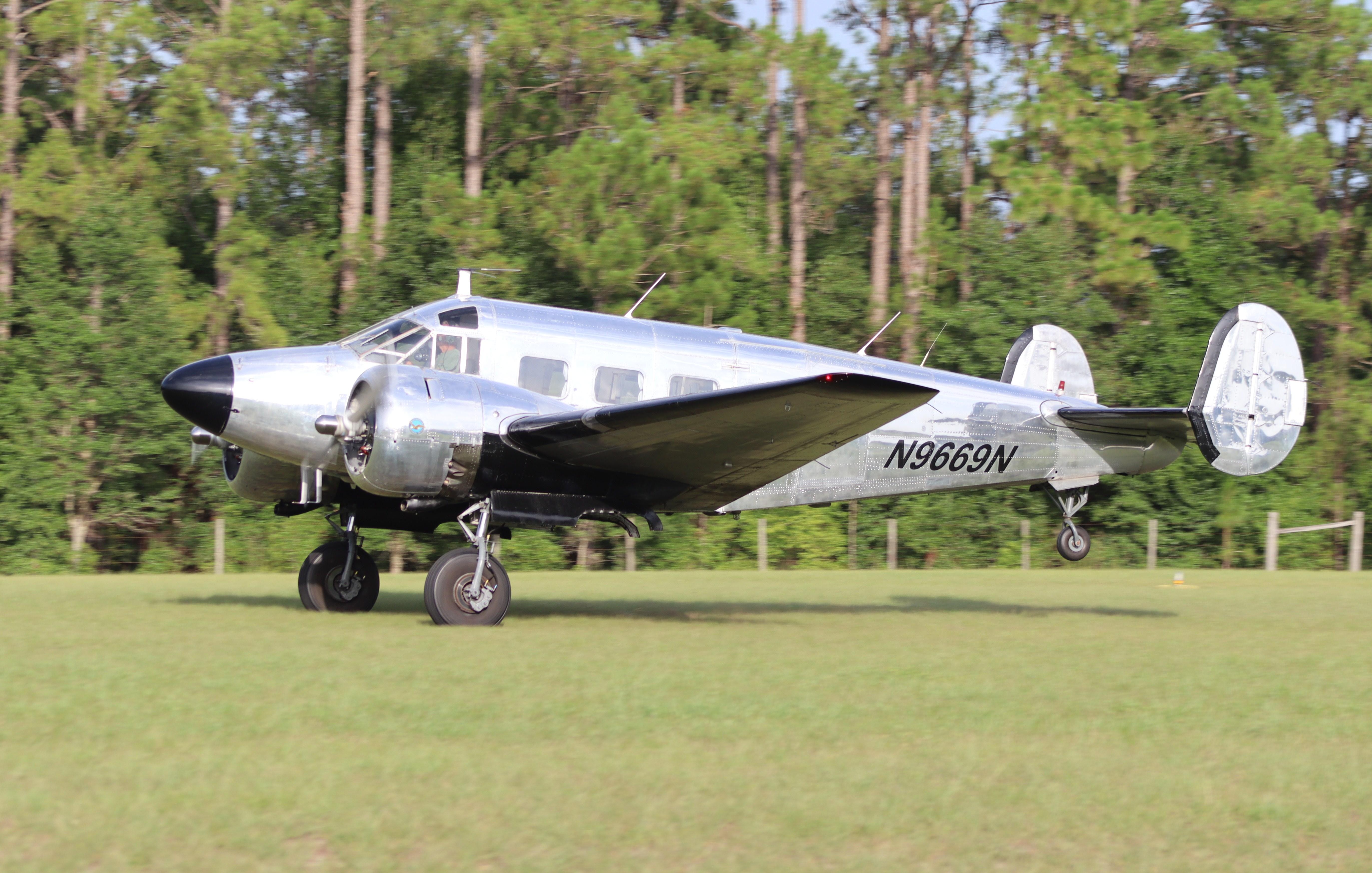 N9669N photo, click to enlarge
