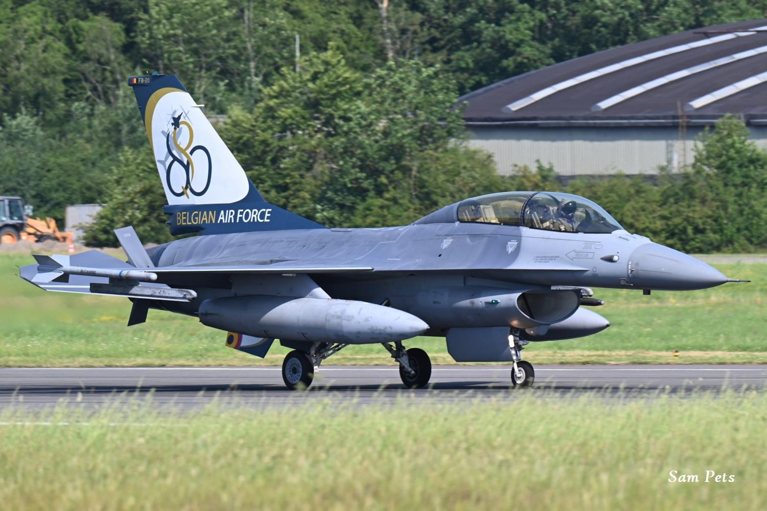 FB-20 photo, click to enlarge