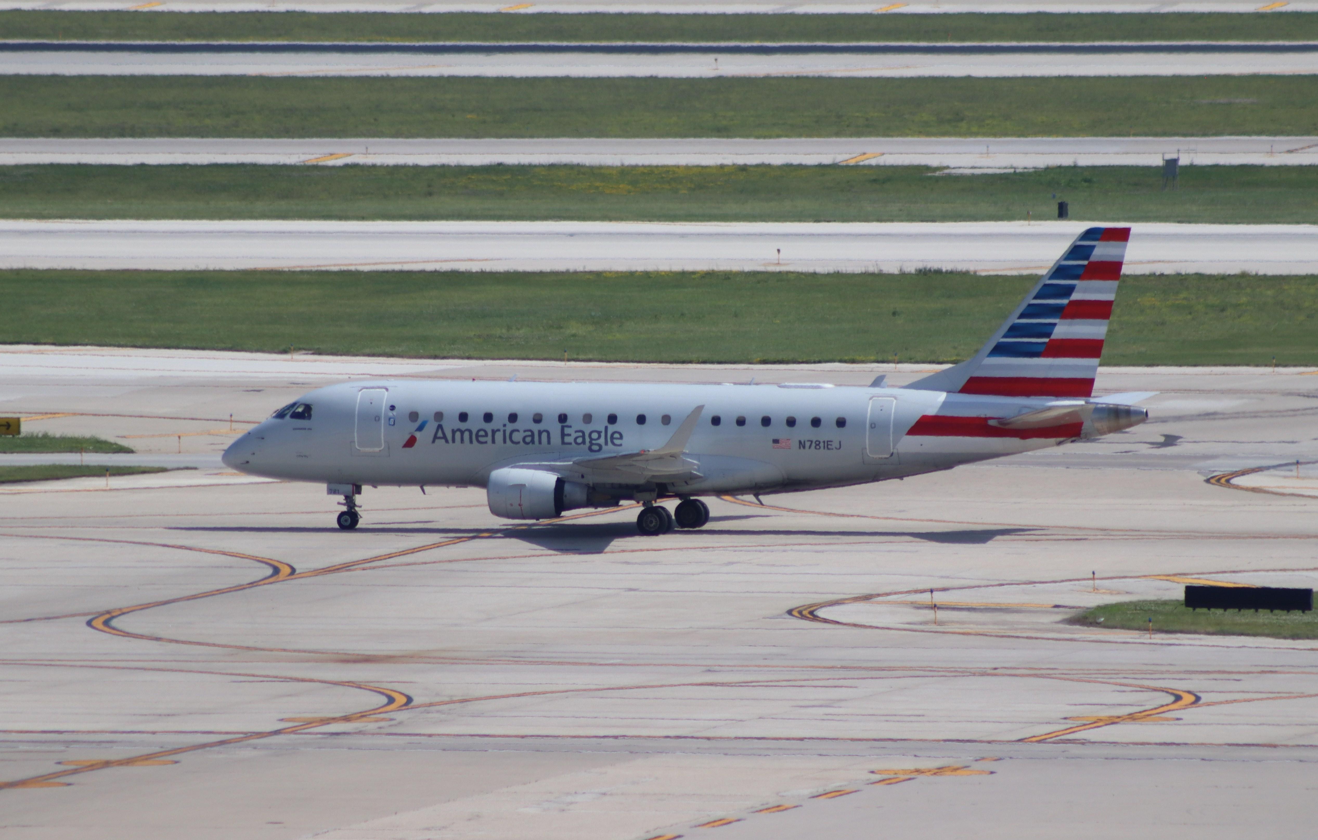 N781EJ photo, click to enlarge
