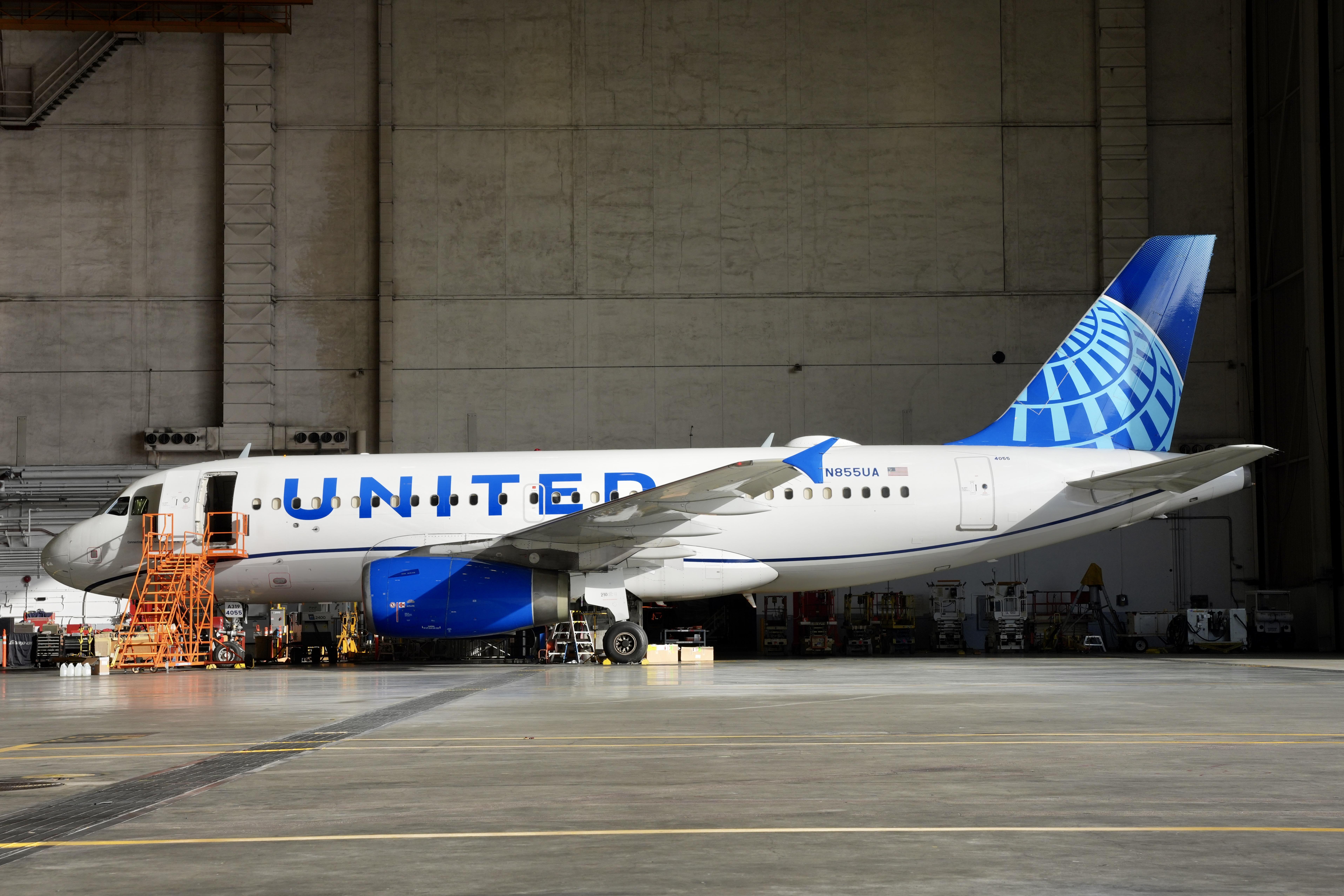 N855UA photo, click to enlarge