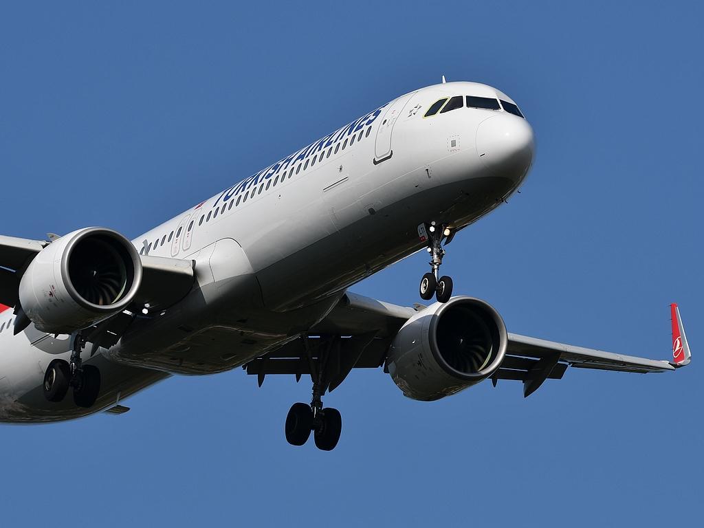 TC-LTI photo, click to enlarge