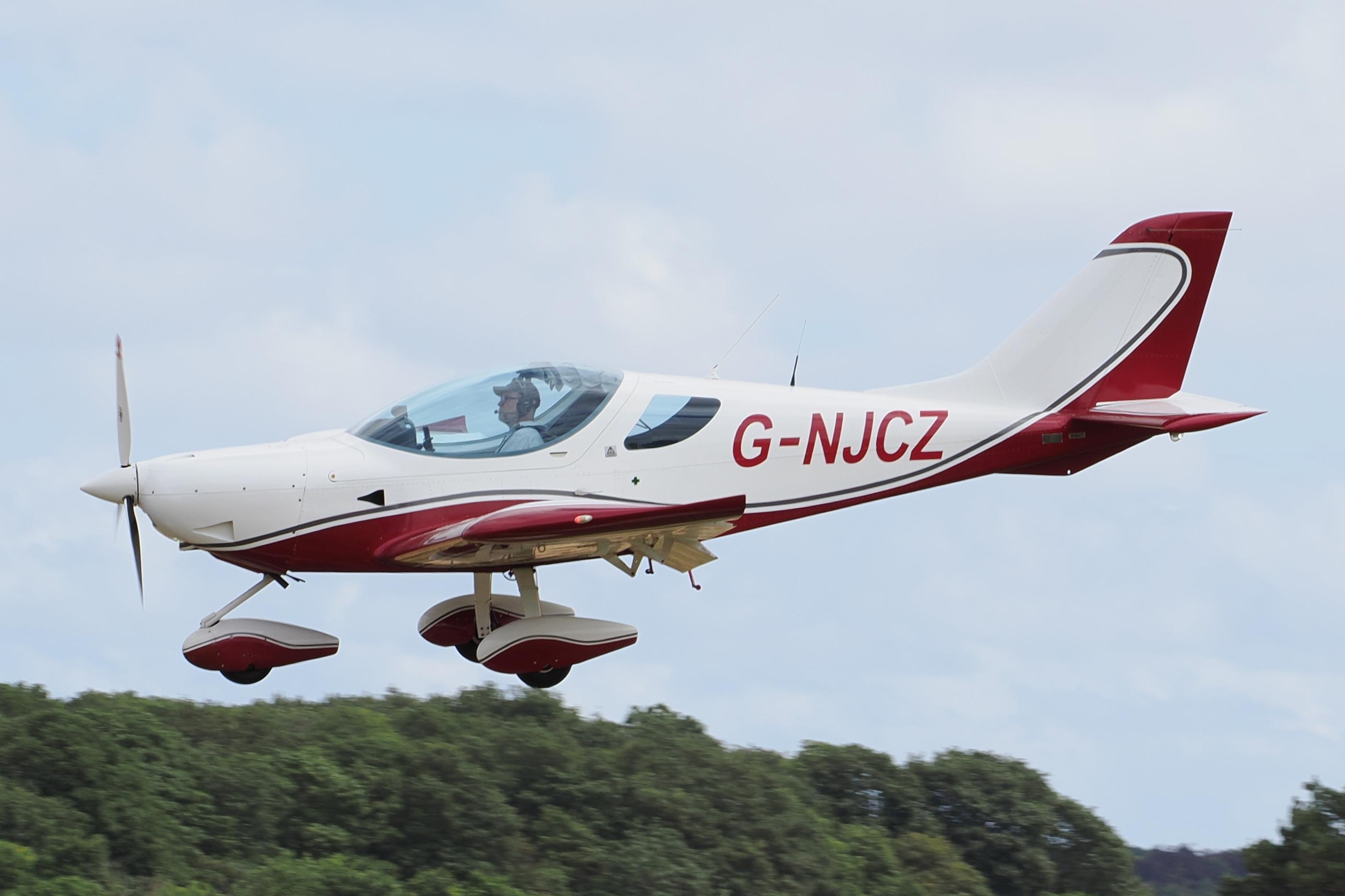 G-NJCZ photo, click to enlarge