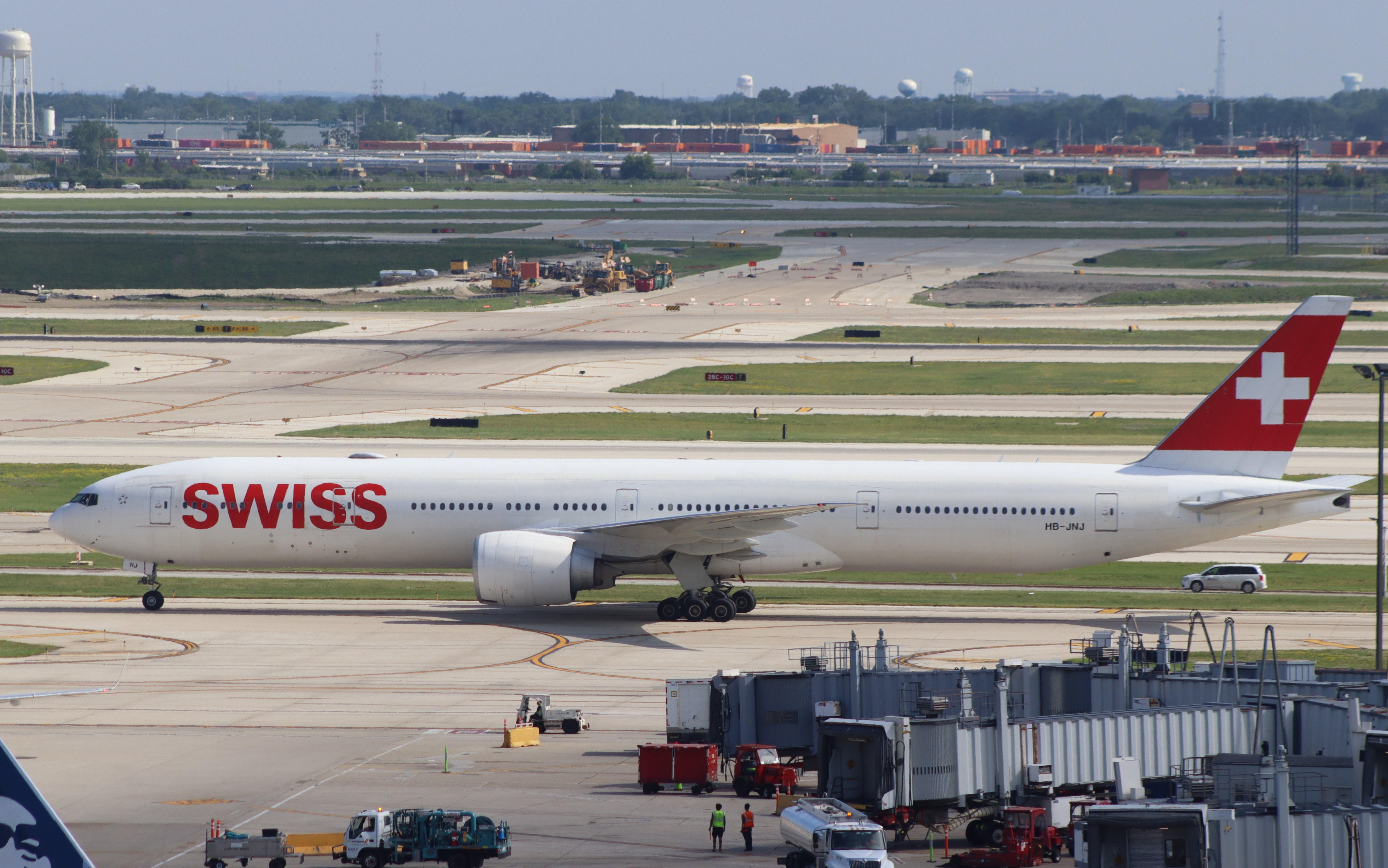 HB-JNJ photo, click to enlarge