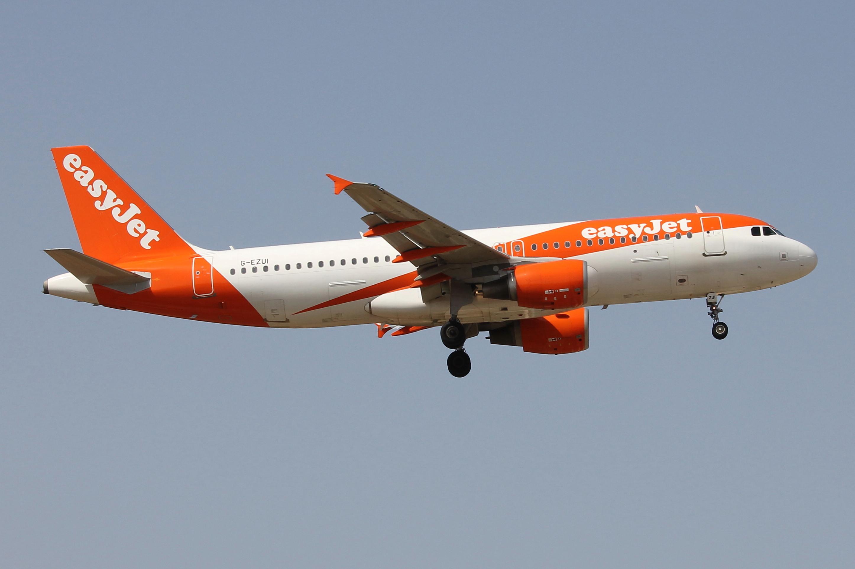 G-EZUI photo, click to enlarge