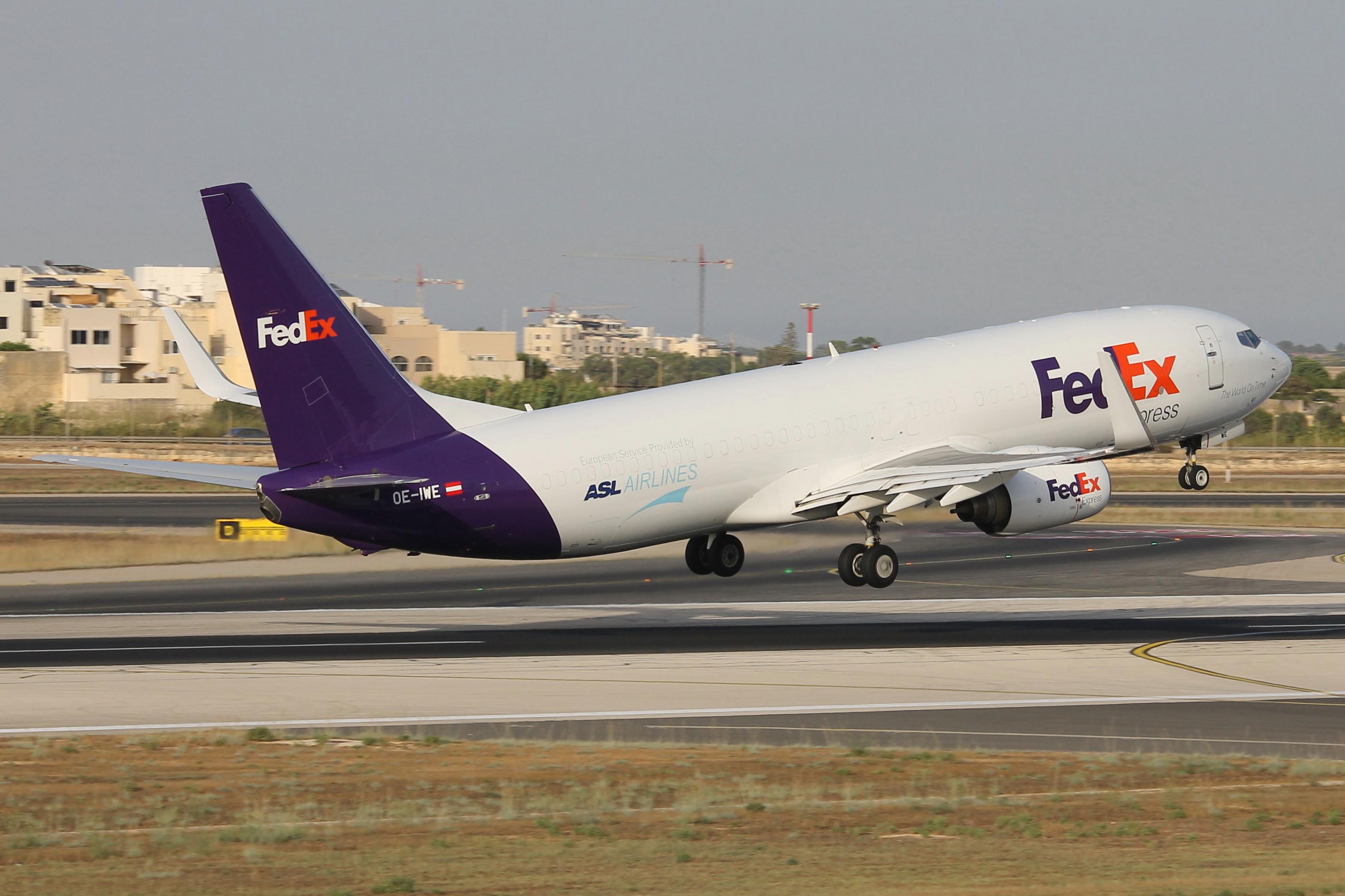 OE-IWE photo, click to enlarge