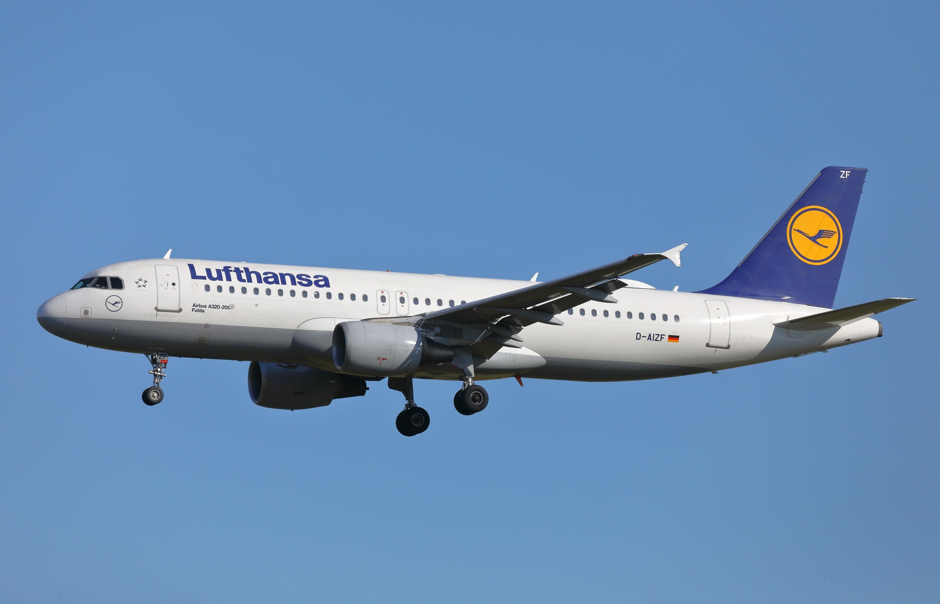 D-AIZF @ CPH - Copenhagen Kastrup 21.7.2026 - by leo larseb