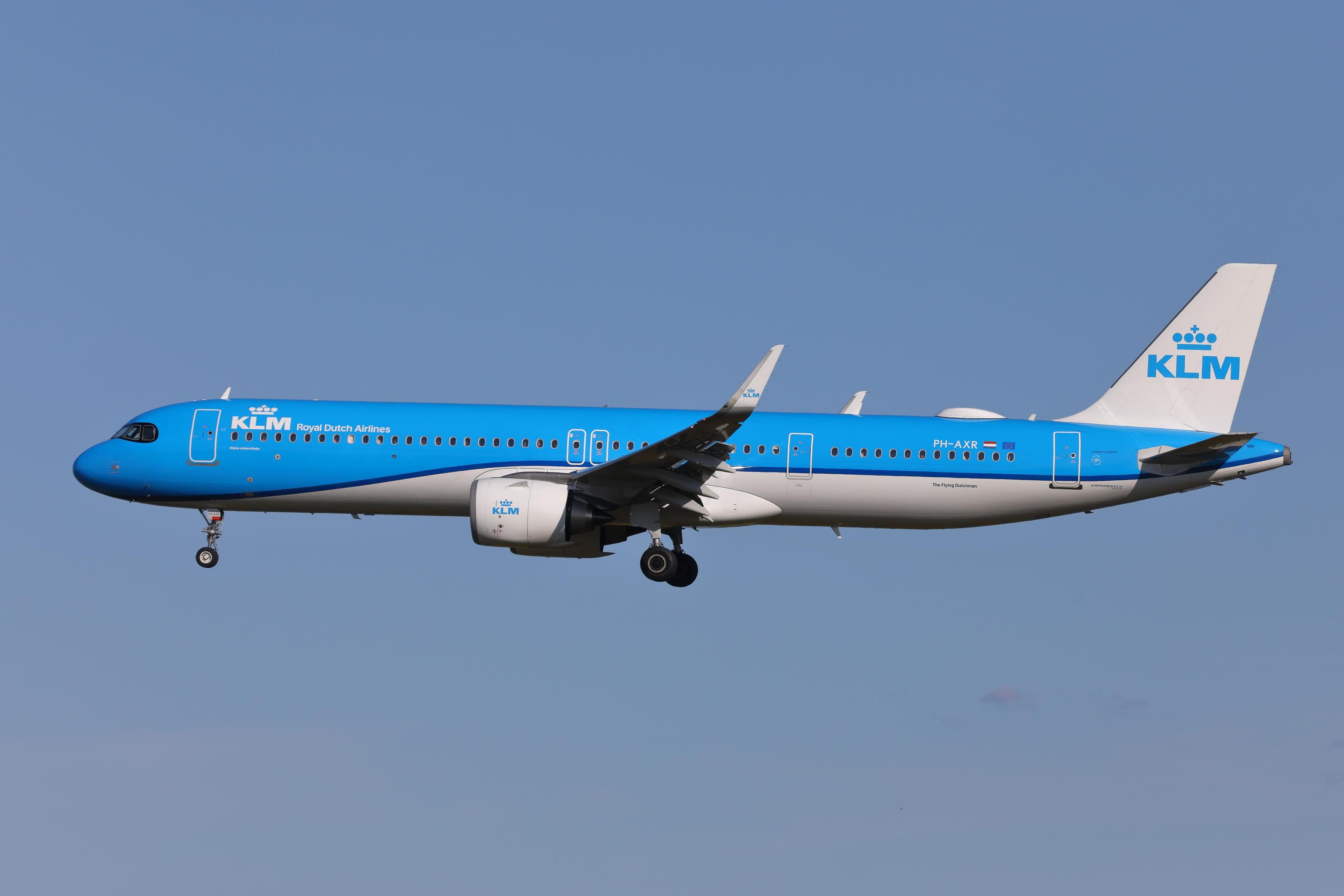 PH-AXR photo, click to enlarge