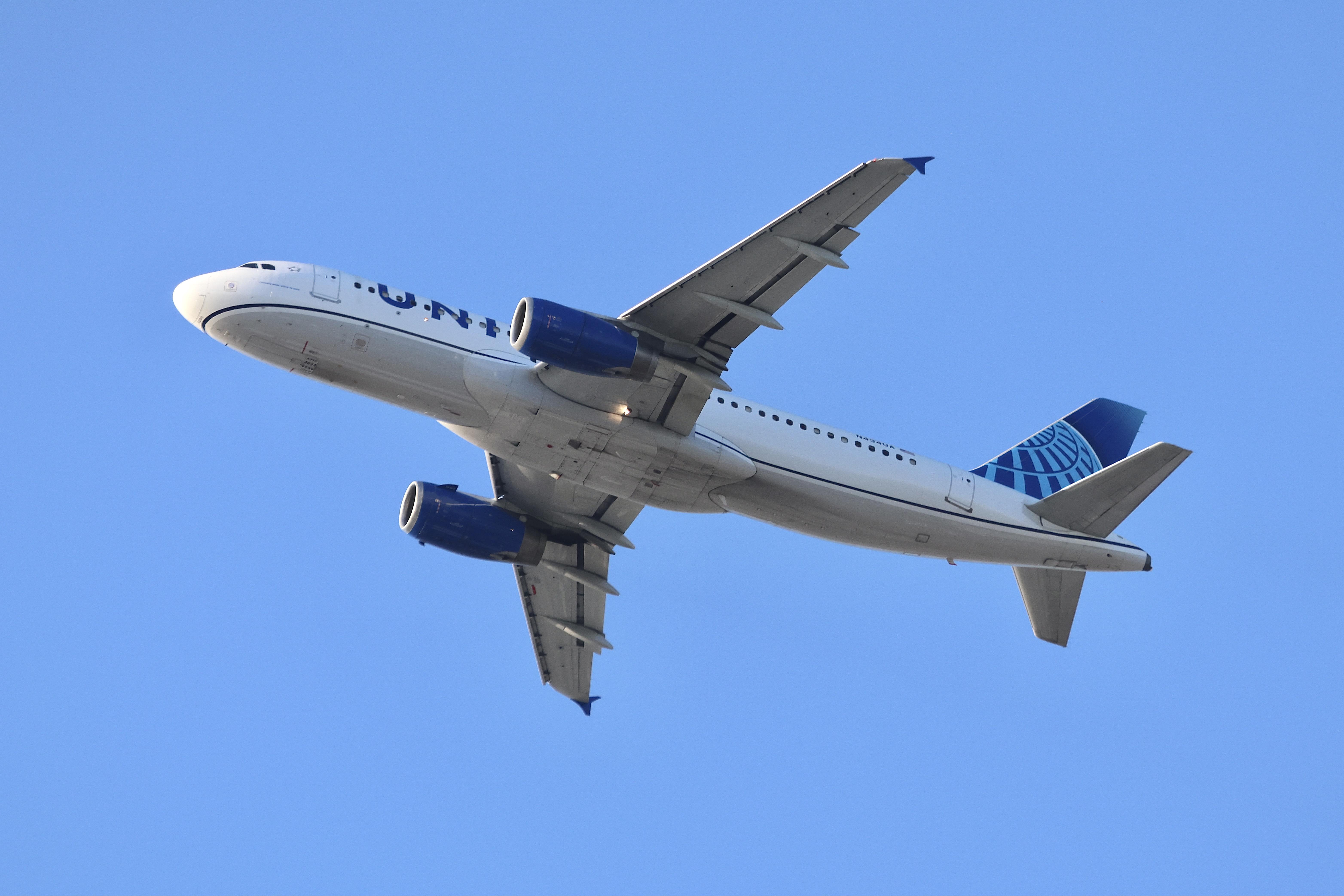 N434UA photo, click to enlarge