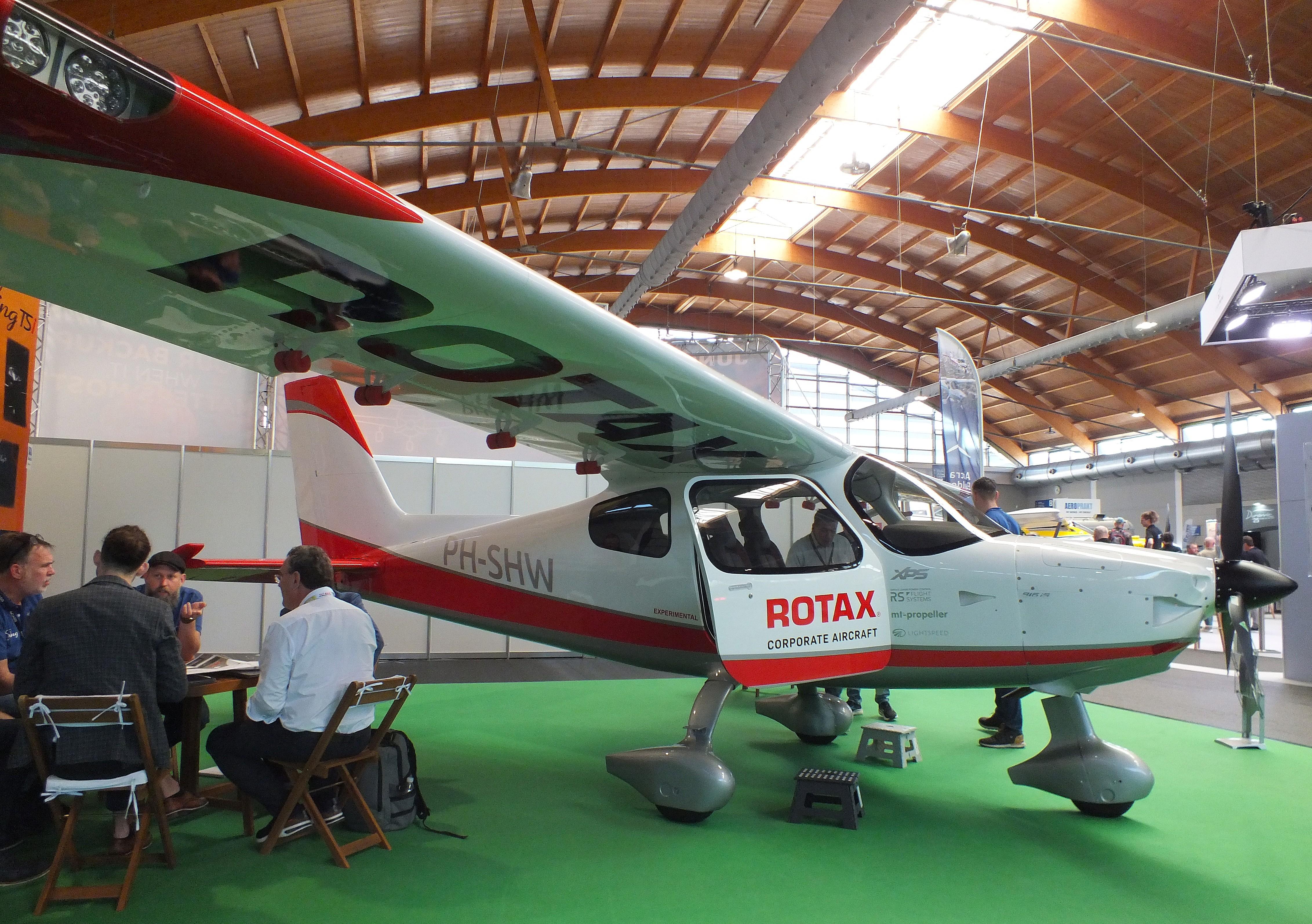 PH-SHW @ EDNY - Sling Aircraft Sling HW at the AERO 2026, Friedrichshafen - by iwarnecke