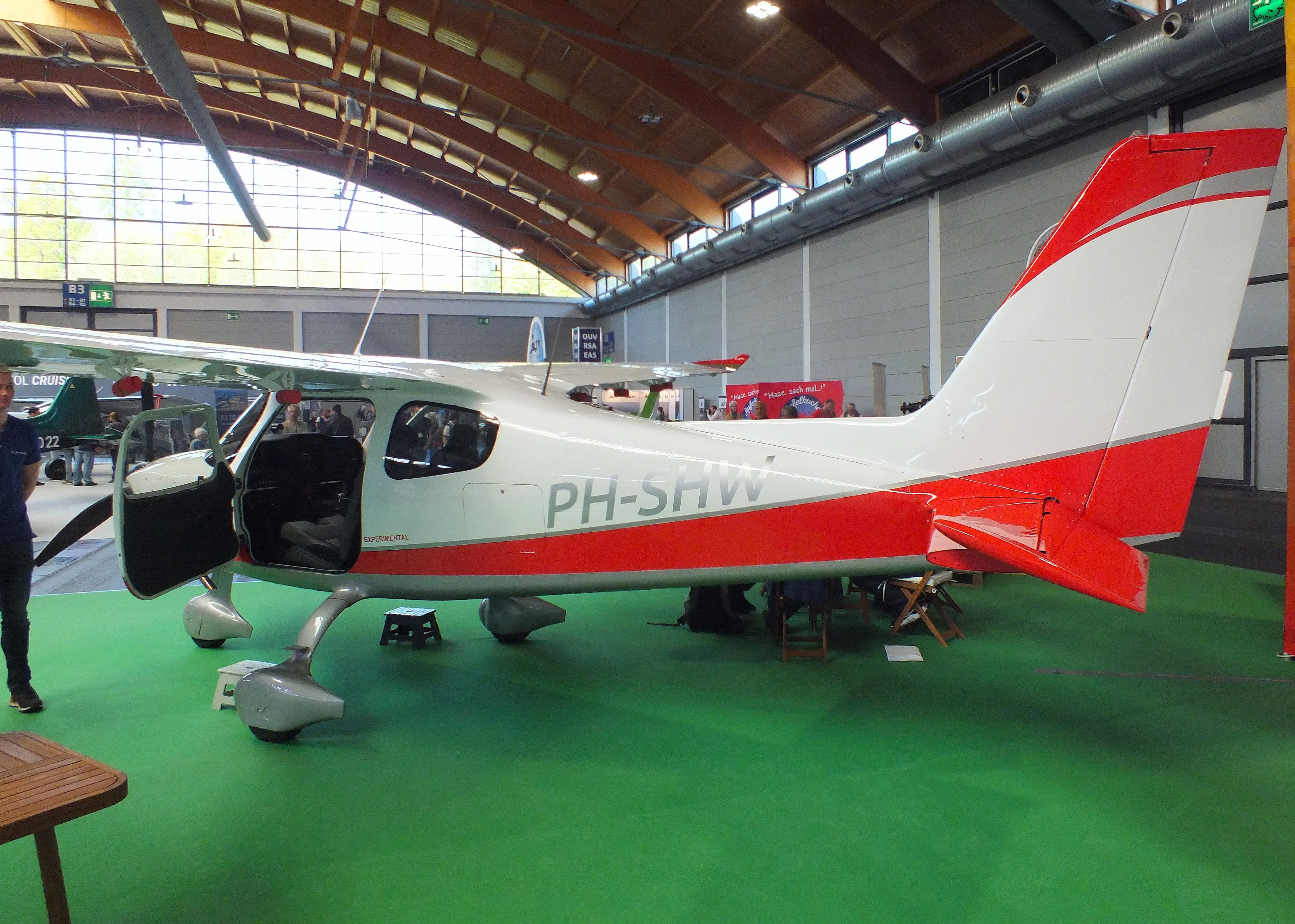PH-SHW @ EDNY - Sling Aircraft Sling HW at the AERO 2026, Friedrichshafen - by iwarnecke