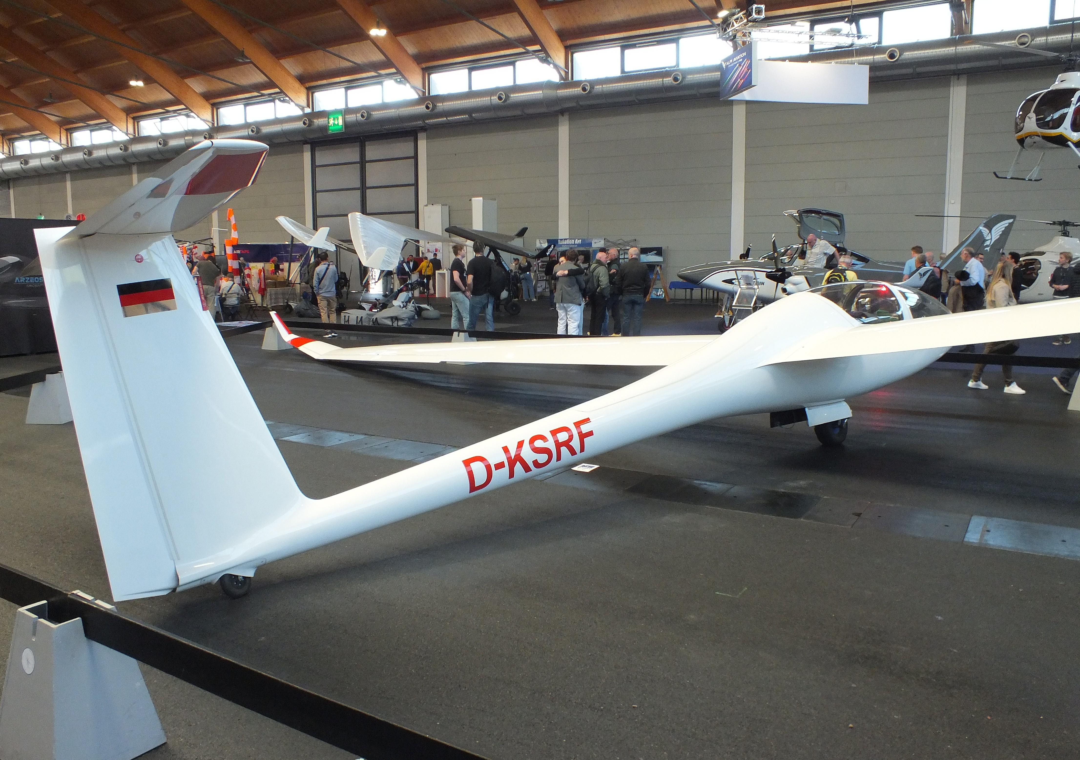 D-KSRF @ EDNY - DG Flugzeugbau DG-1001M at the AERO 2026, Friedrichshafen - by iwarnecke