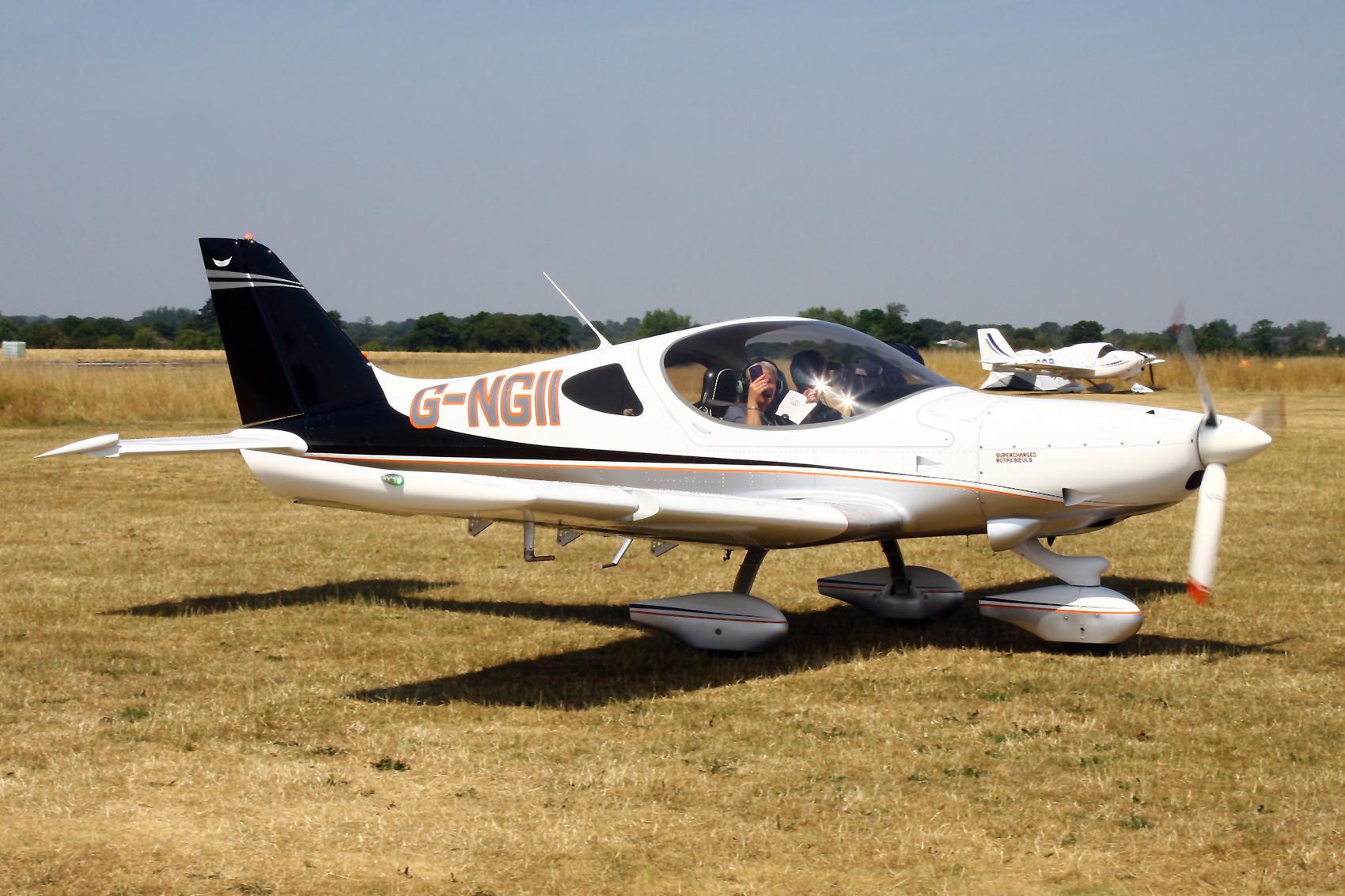 G-NGII photo, click to enlarge