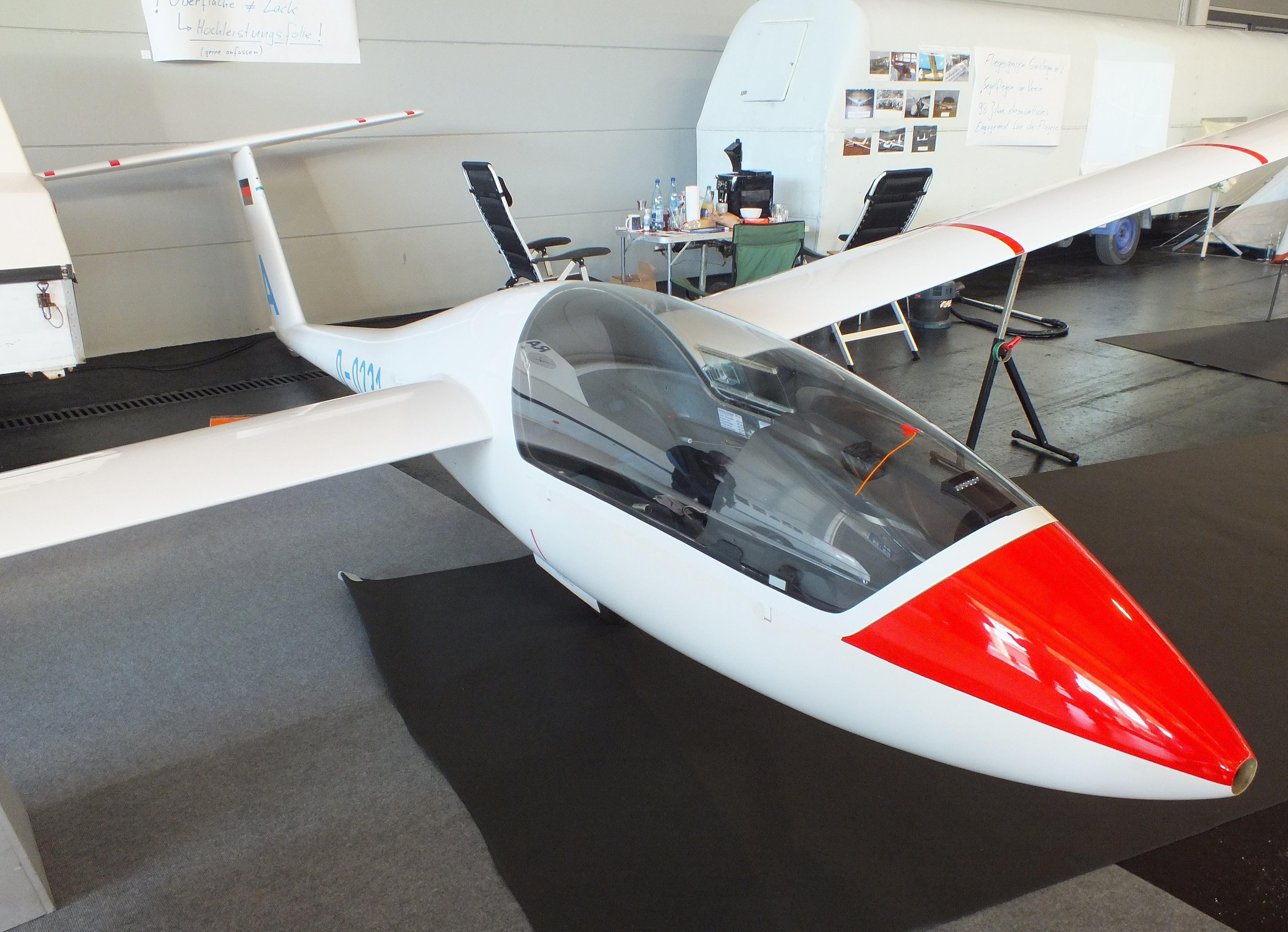 Aircraft D-0231, Schempp-Hirth (Orlican) Discus CS at the AERO 2026, Friedrichshafen, at EDNY, photo by iwarnecke