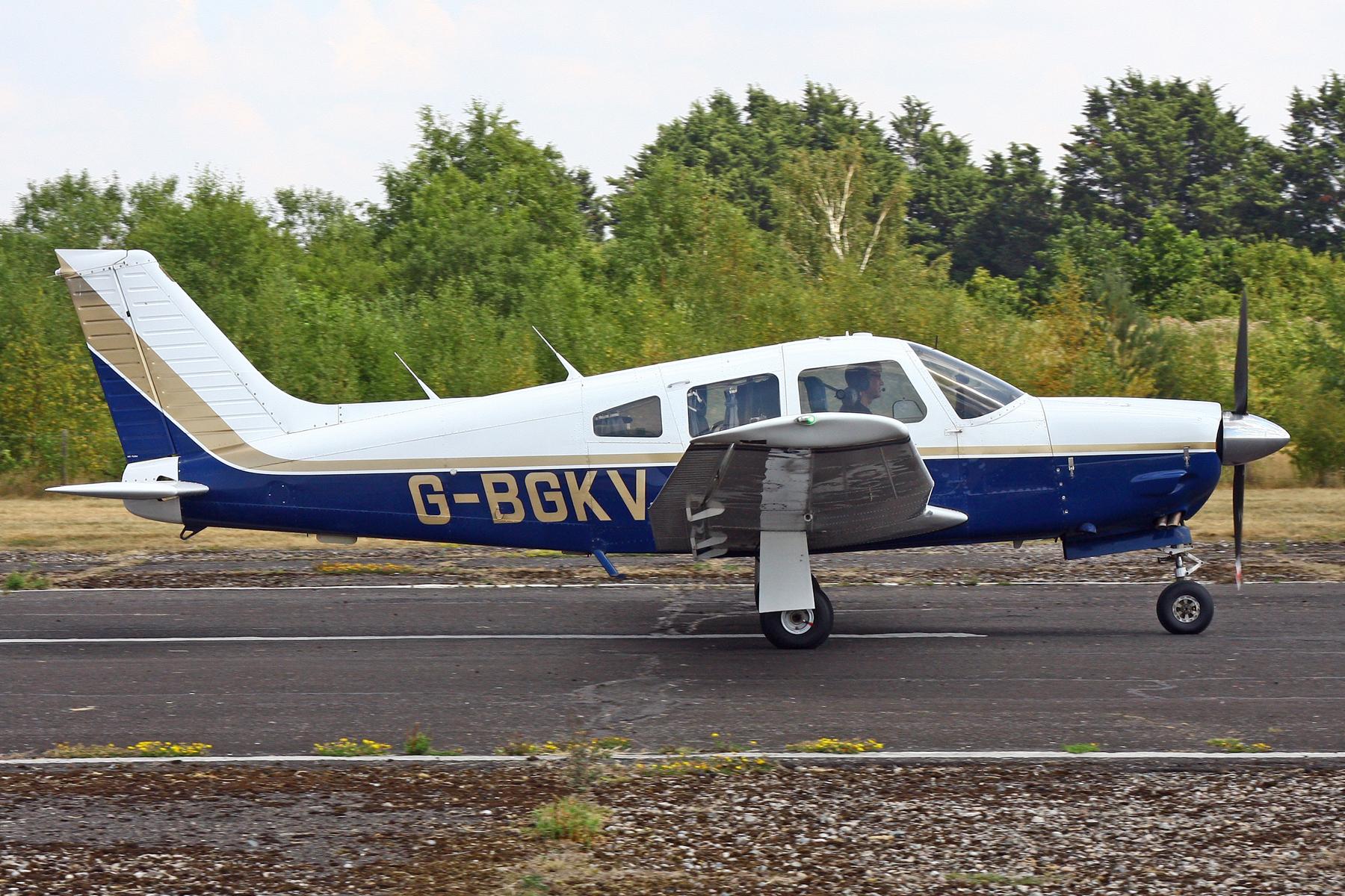 G-BGKV photo, click to enlarge