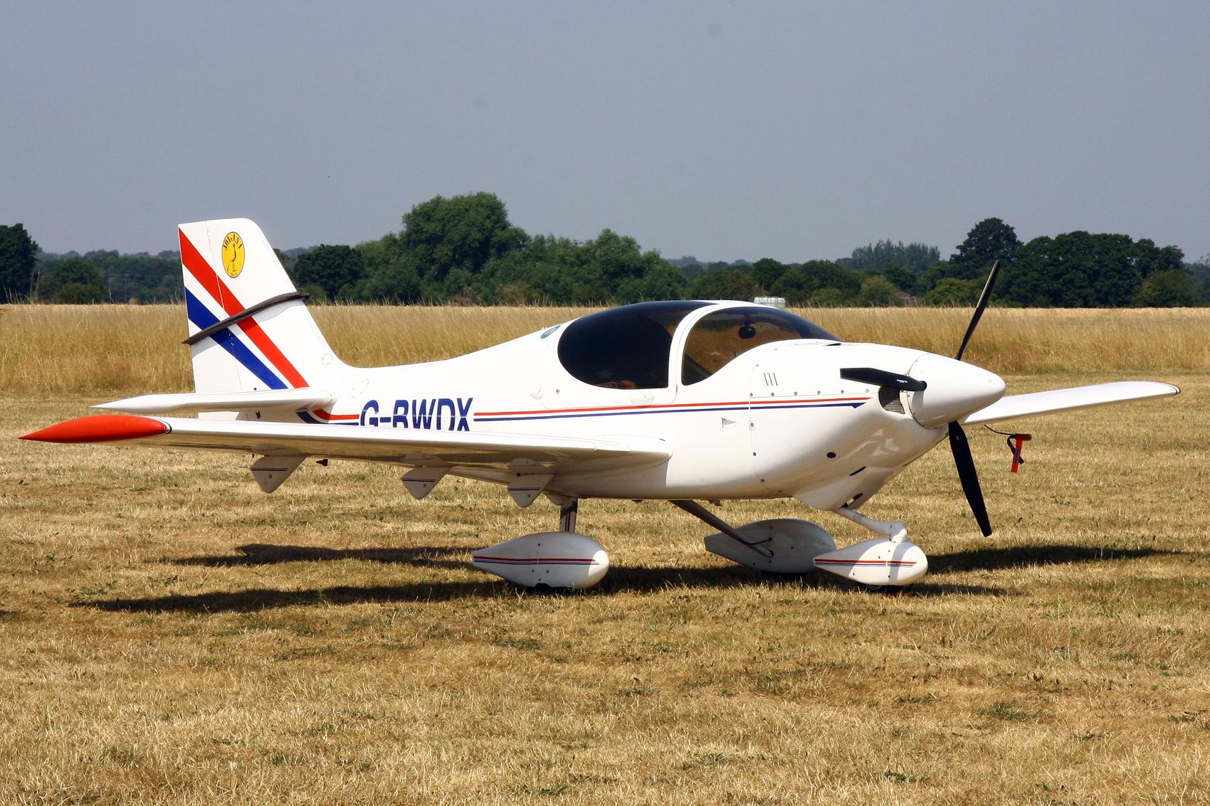 G-BWDX photo, click to enlarge