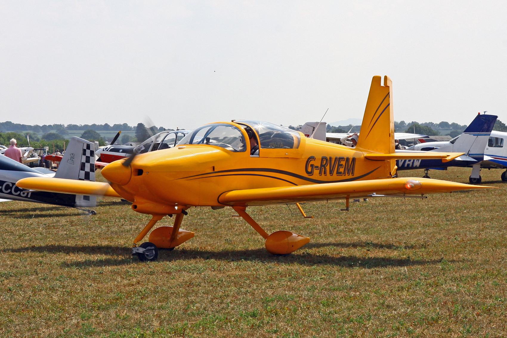 G-RVEM photo, click to enlarge